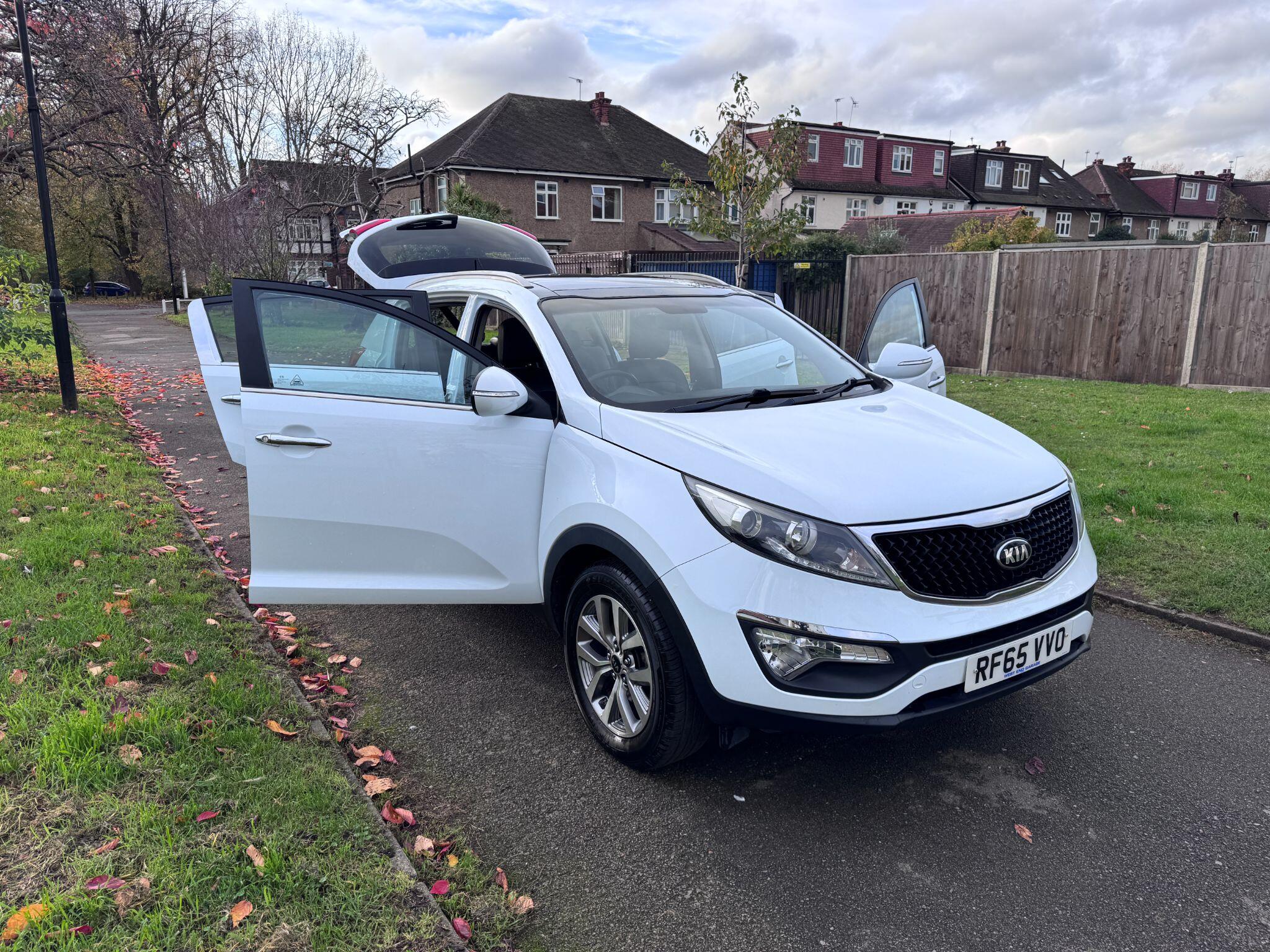 2015 Kia Sportage image 23