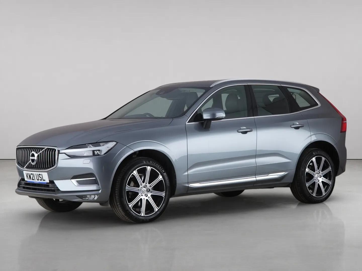 Volvo XC60 view 2