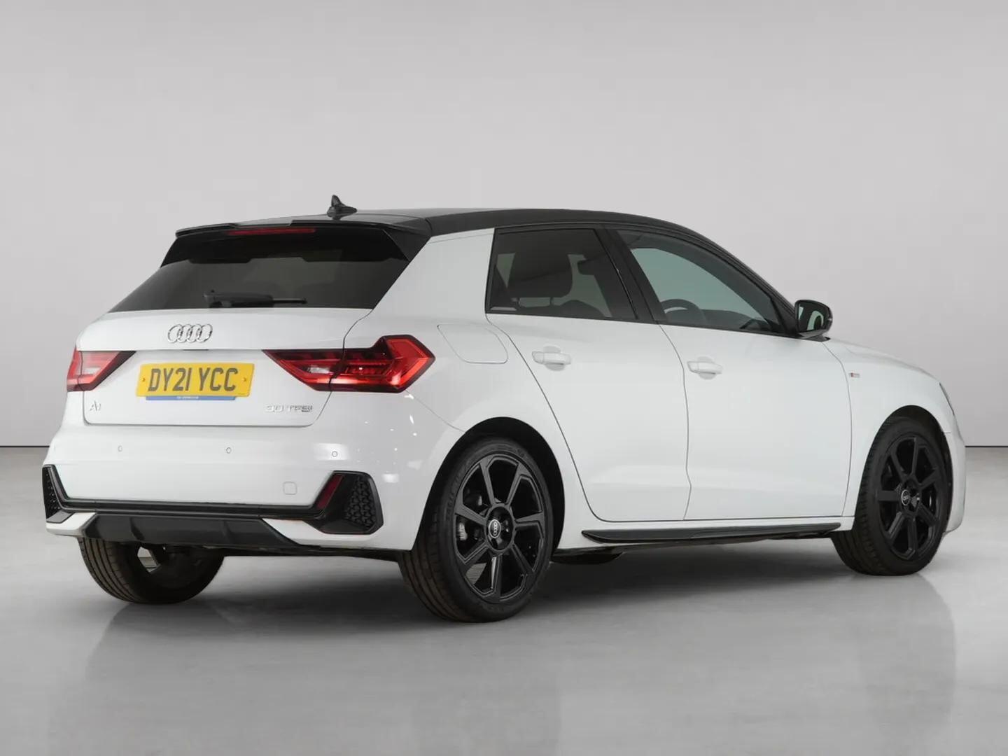 Audi A1 view 11