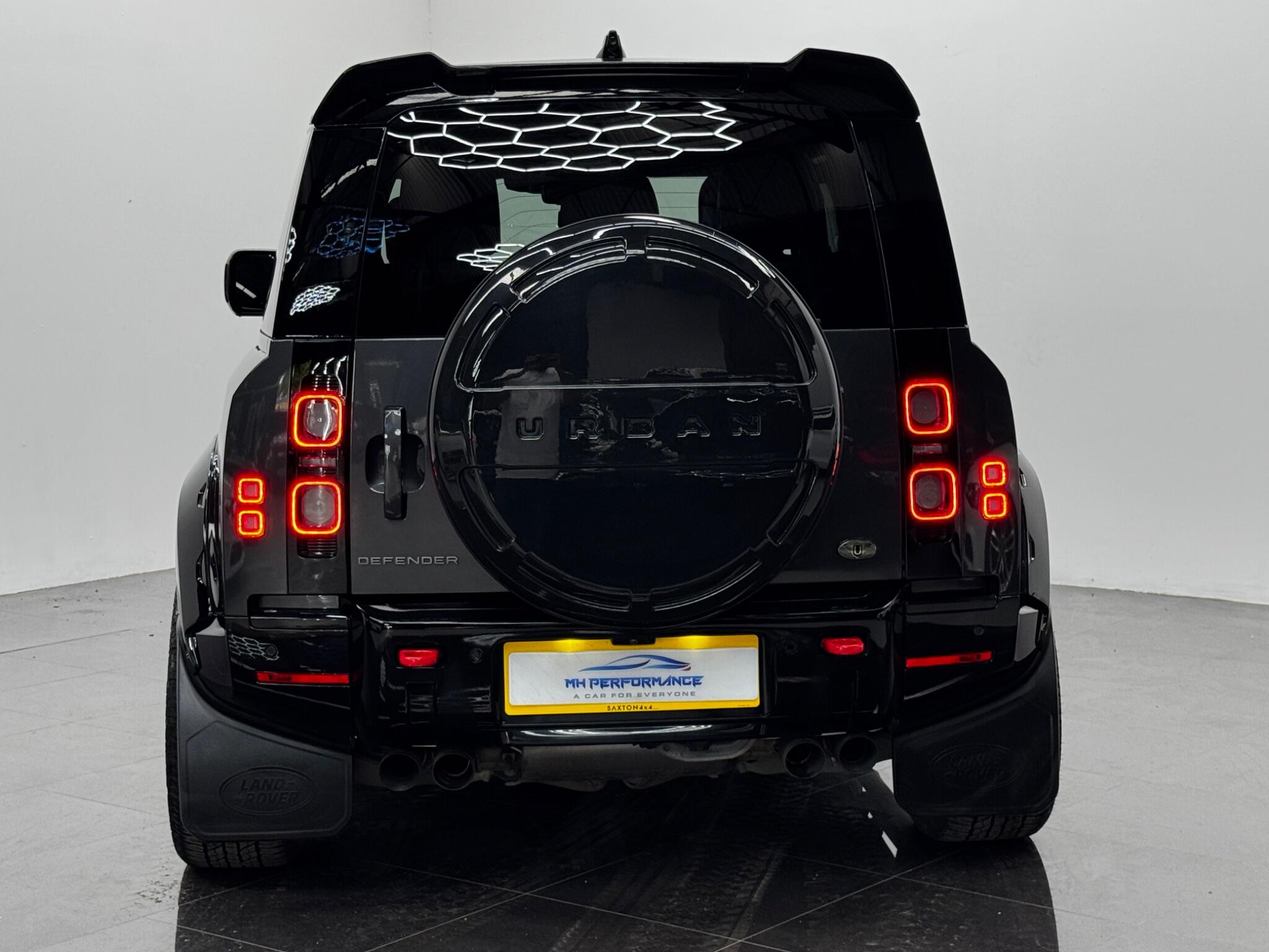 Land Rover Defender view 9