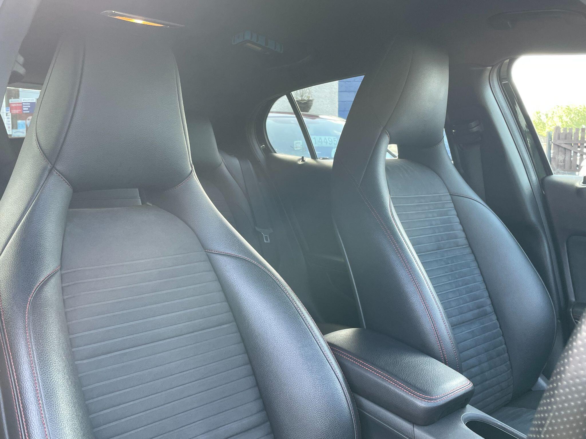 Mercedes-Benz Gla view 20