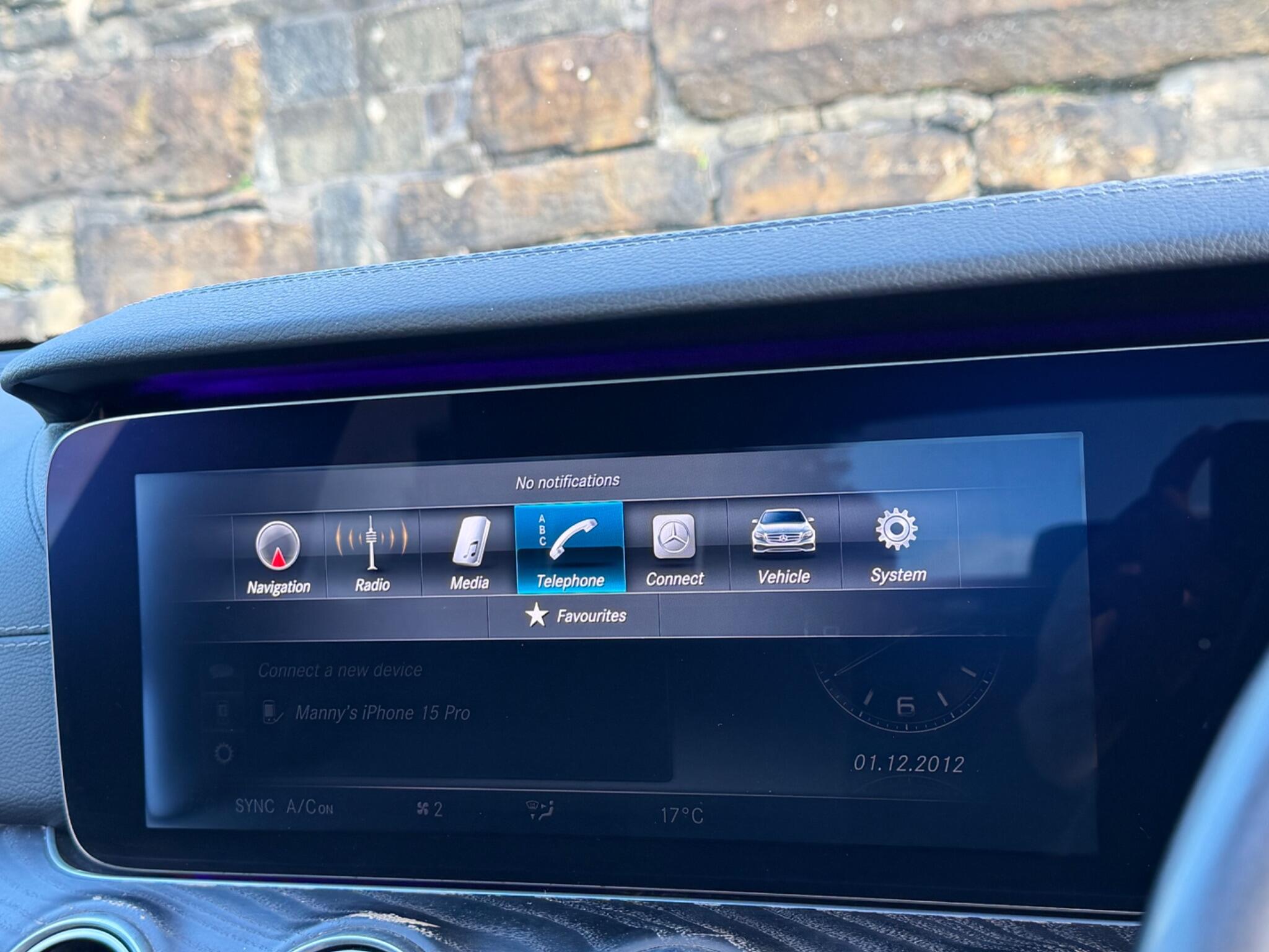 Mercedes-Benz E-Class view 32