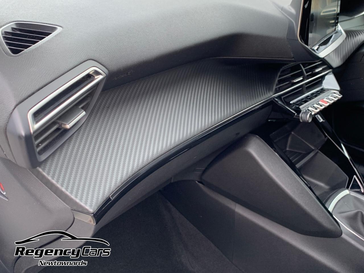 Peugeot 208 view 47