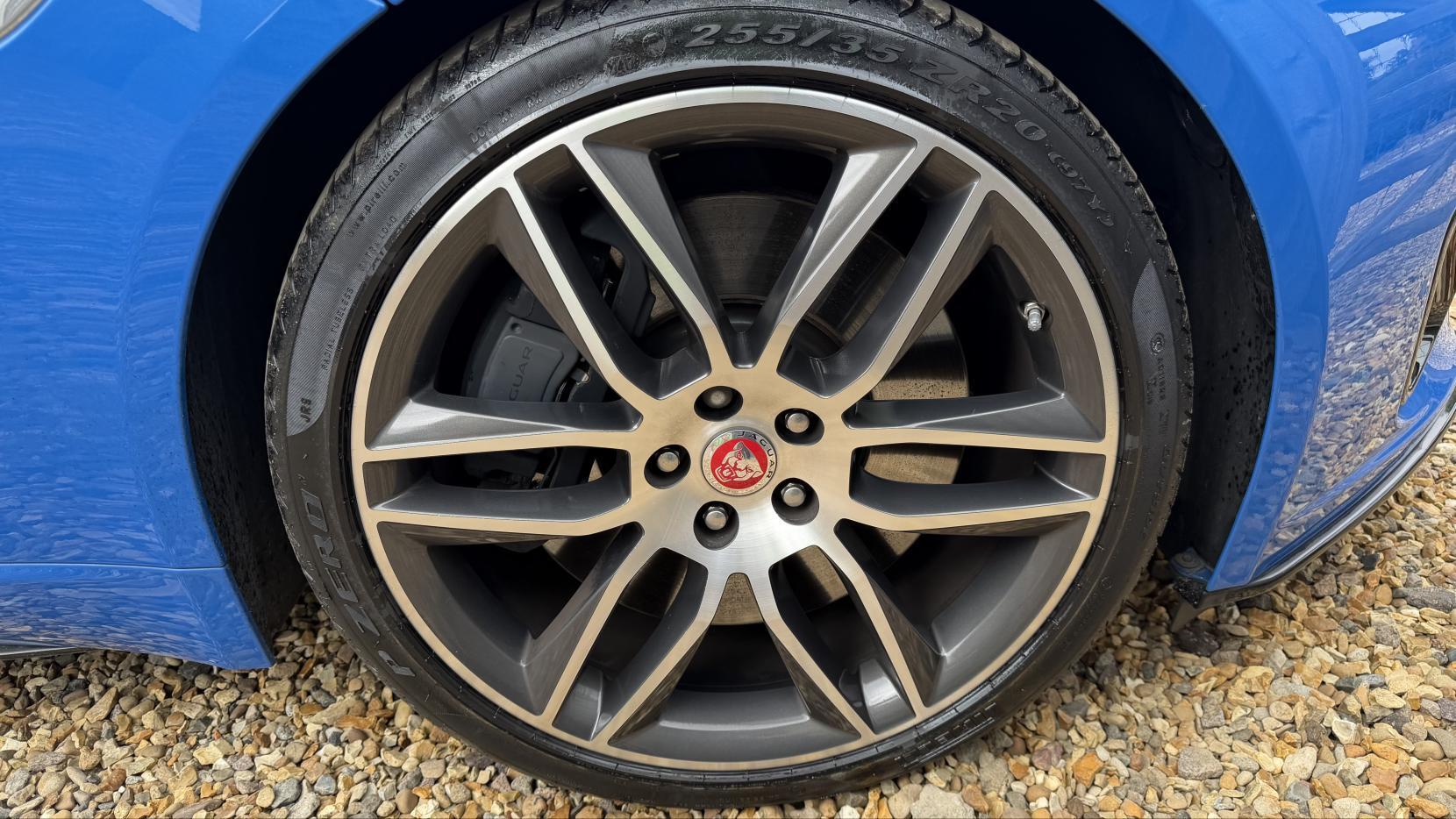 Jaguar F-Type view 33