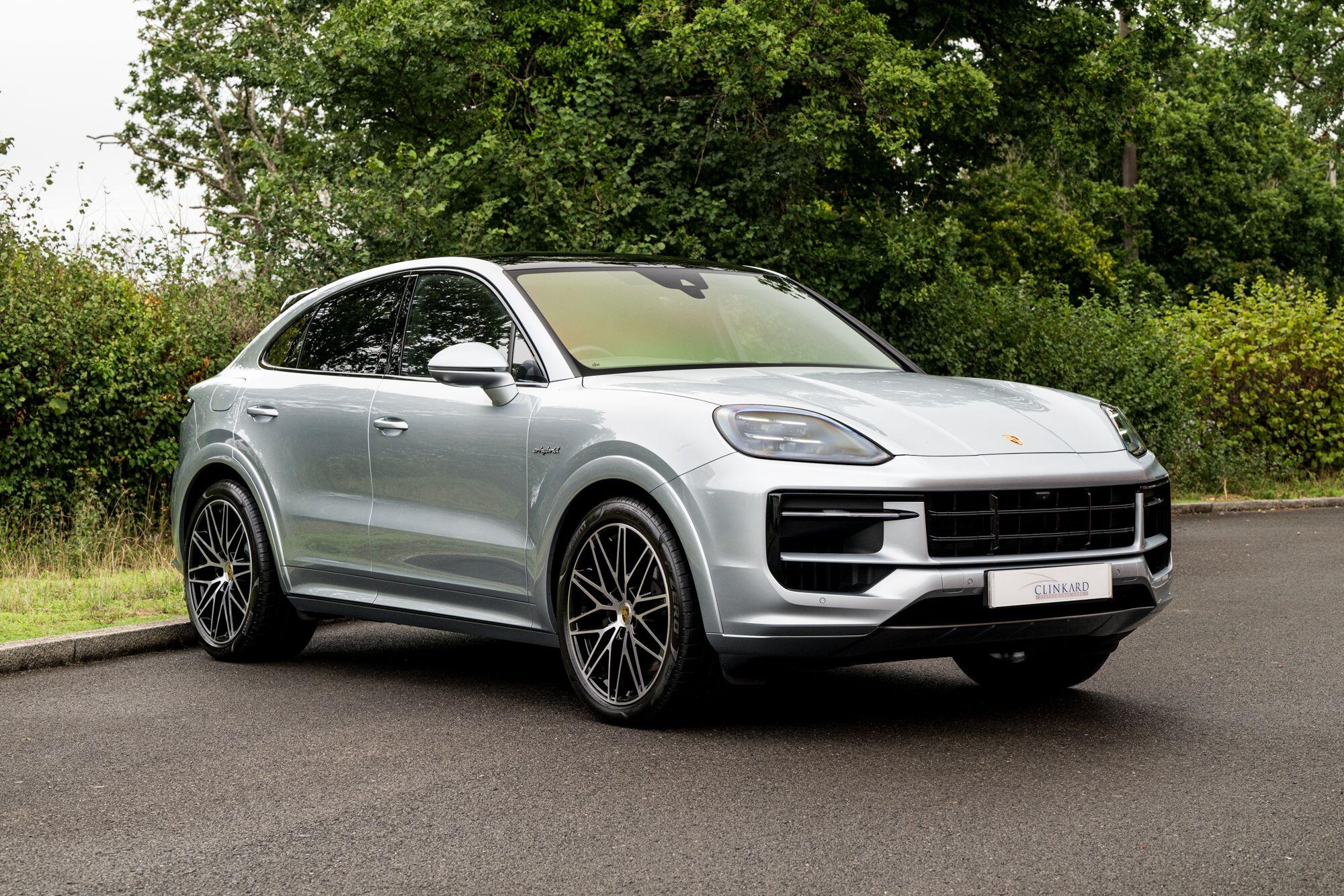 2024 Porsche Cayenne in Silver for sale