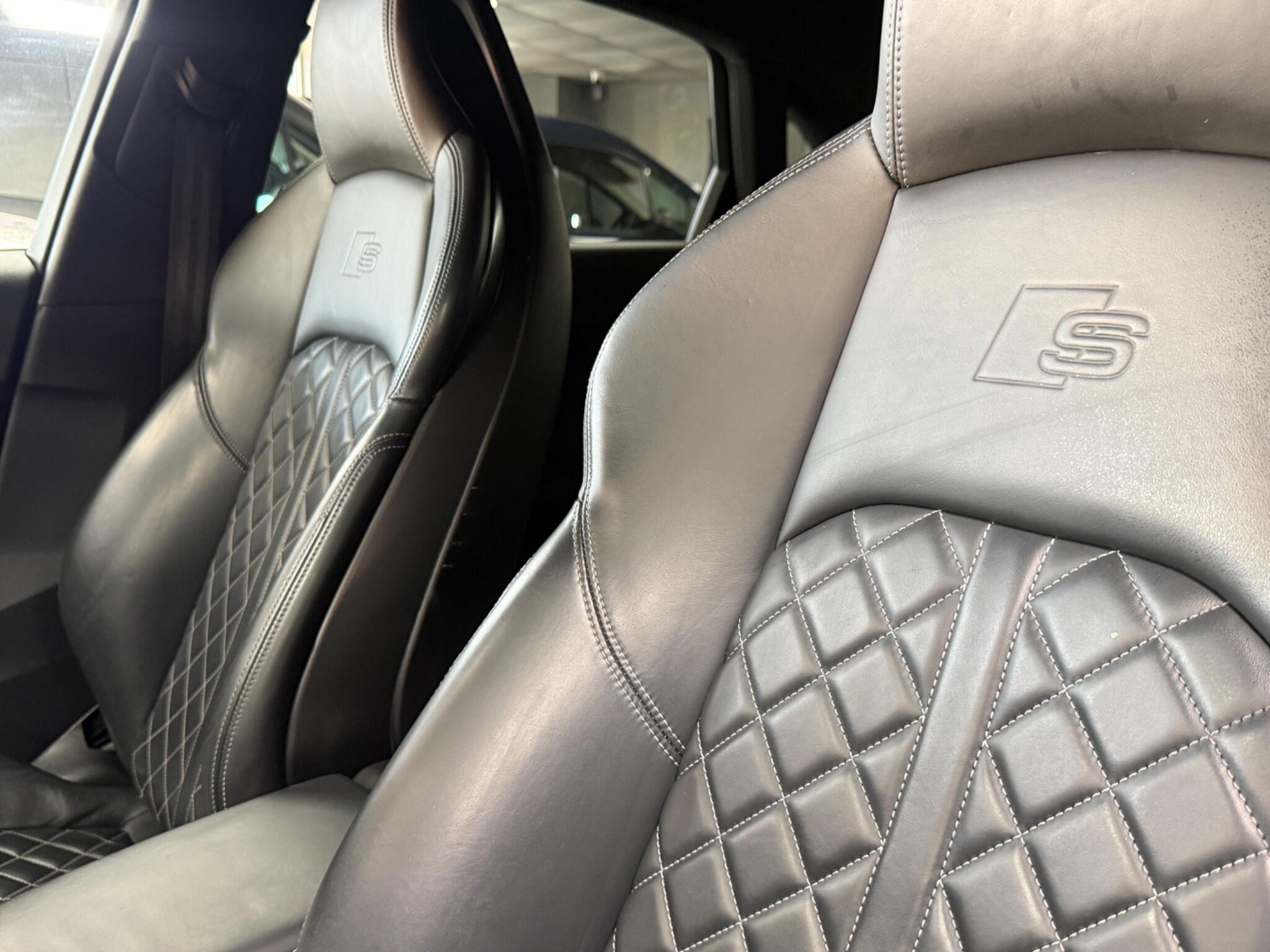 Audi S4 view 20
