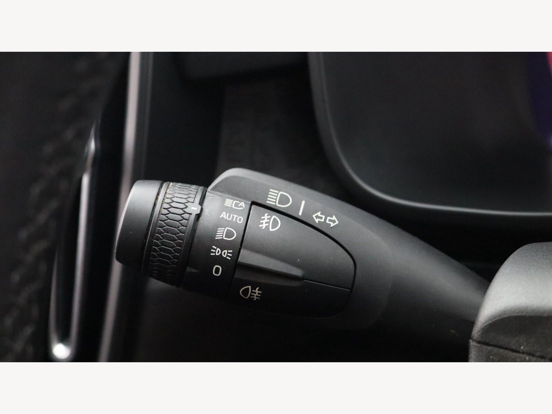 Volvo XC40 view 20