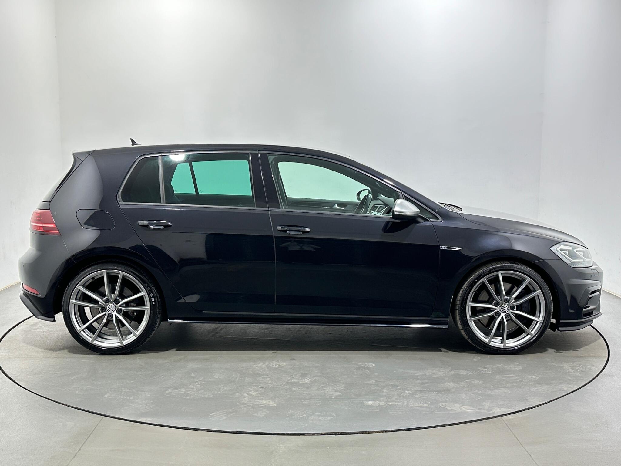 Volkswagen Golf view 9