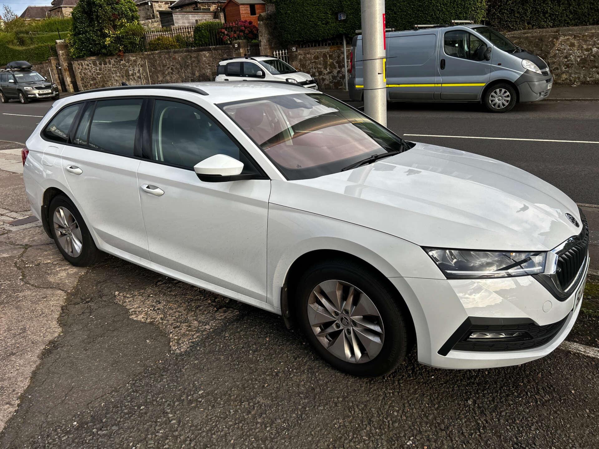 Skoda Octavia main image