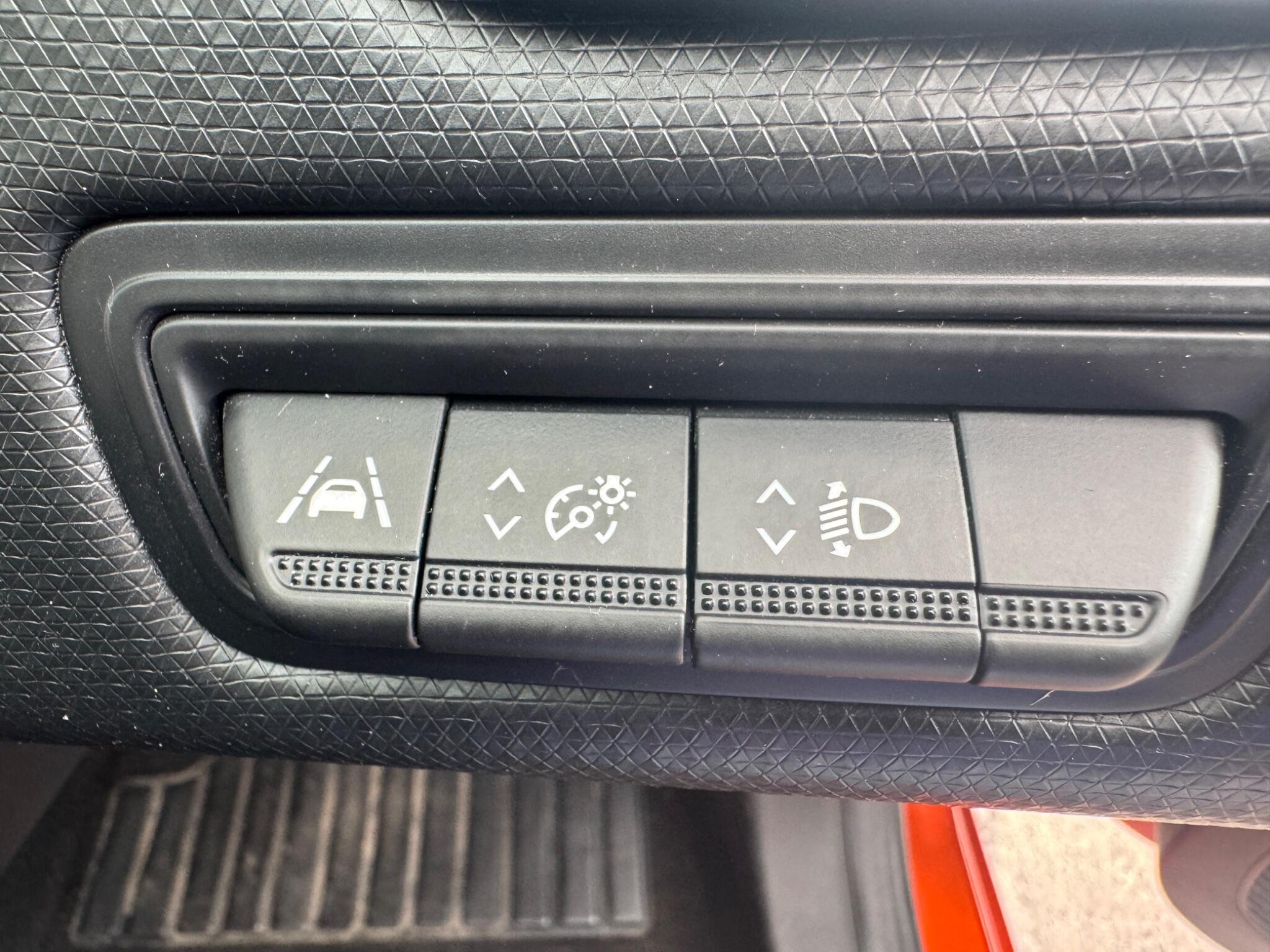 Renault Clio view 37