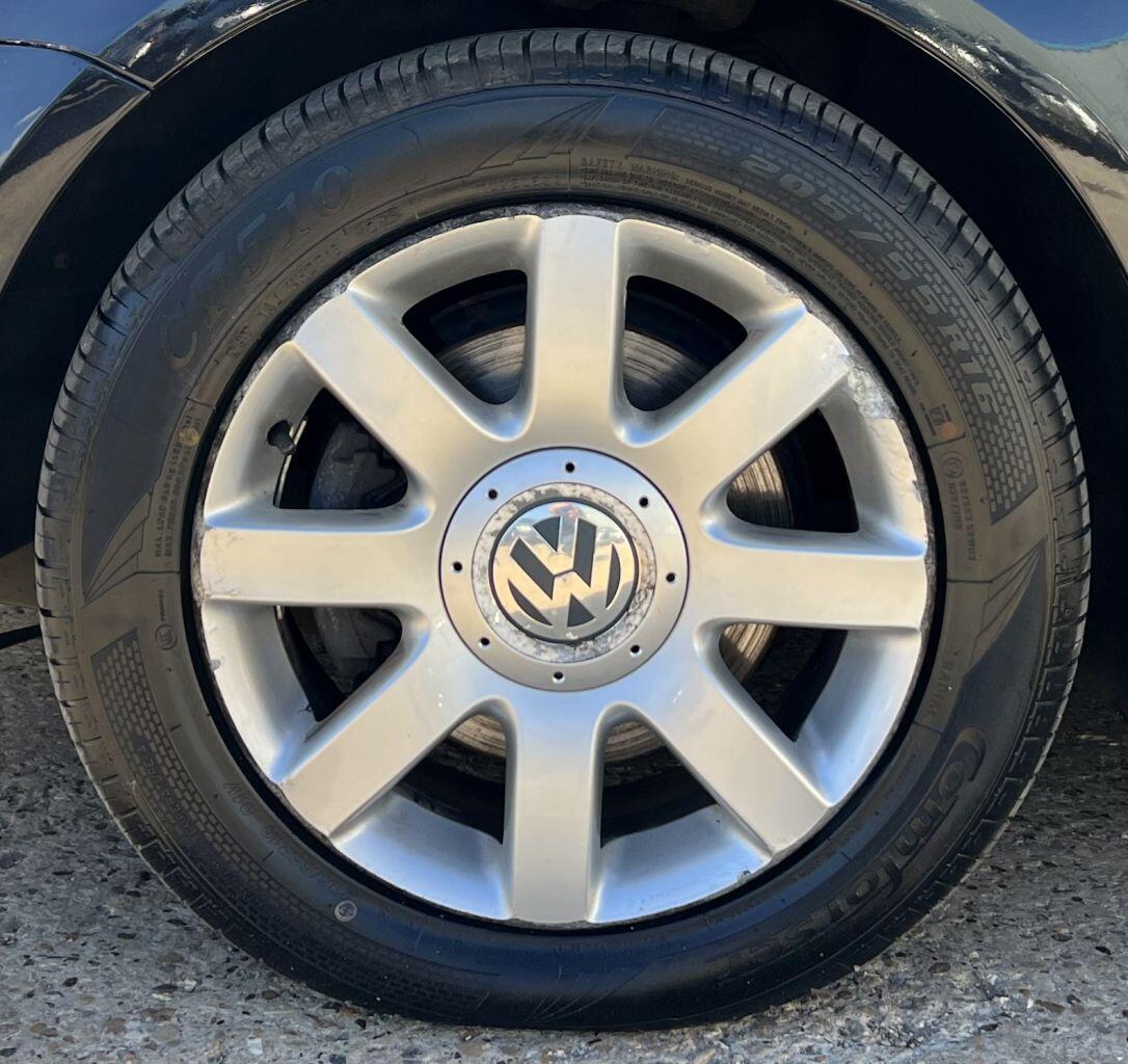 Volkswagen Golf view 12