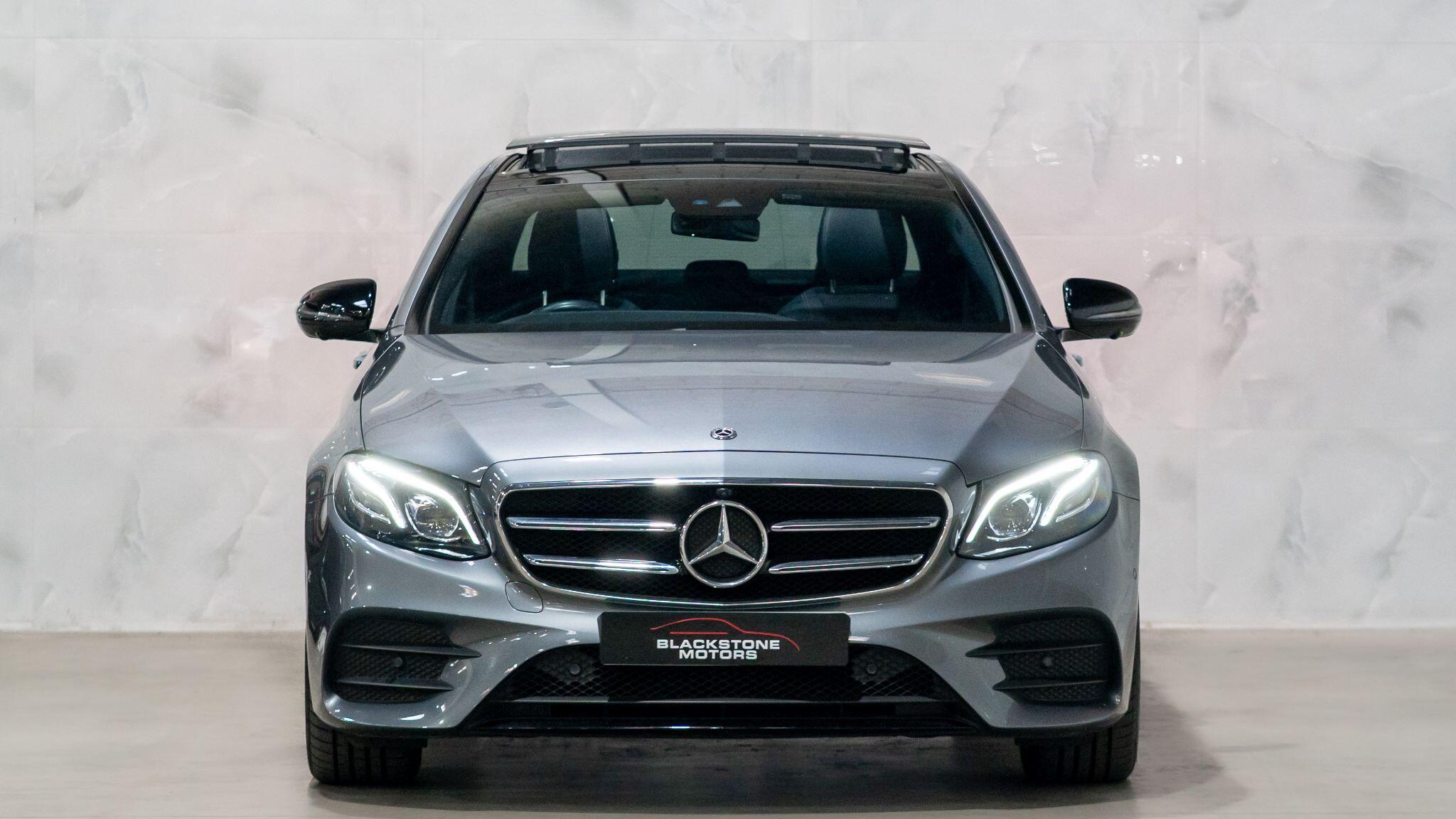 Mercedes-Benz E-Class view 3
