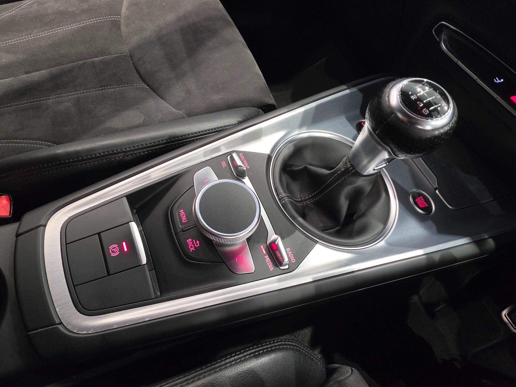Audi TT view 41