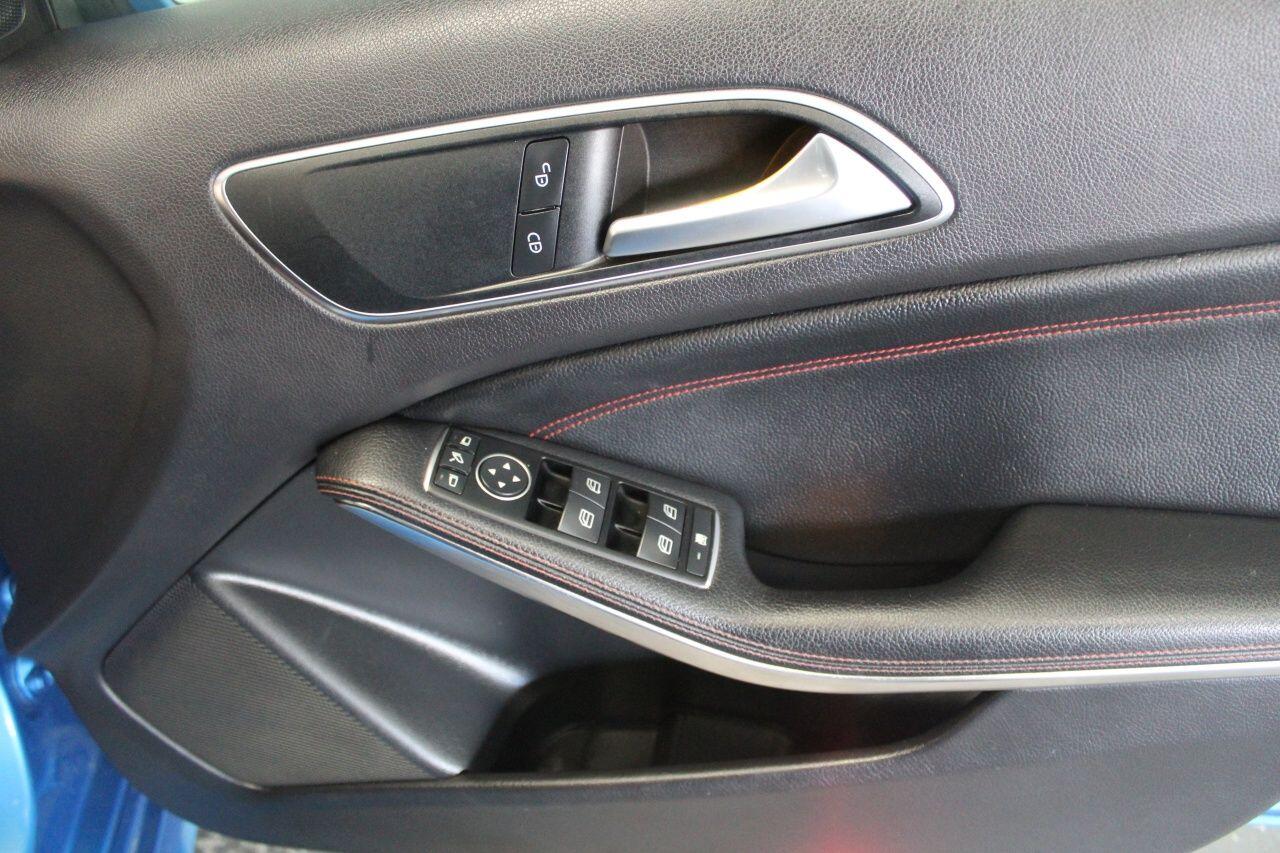 Mercedes-Benz A-Class view 51