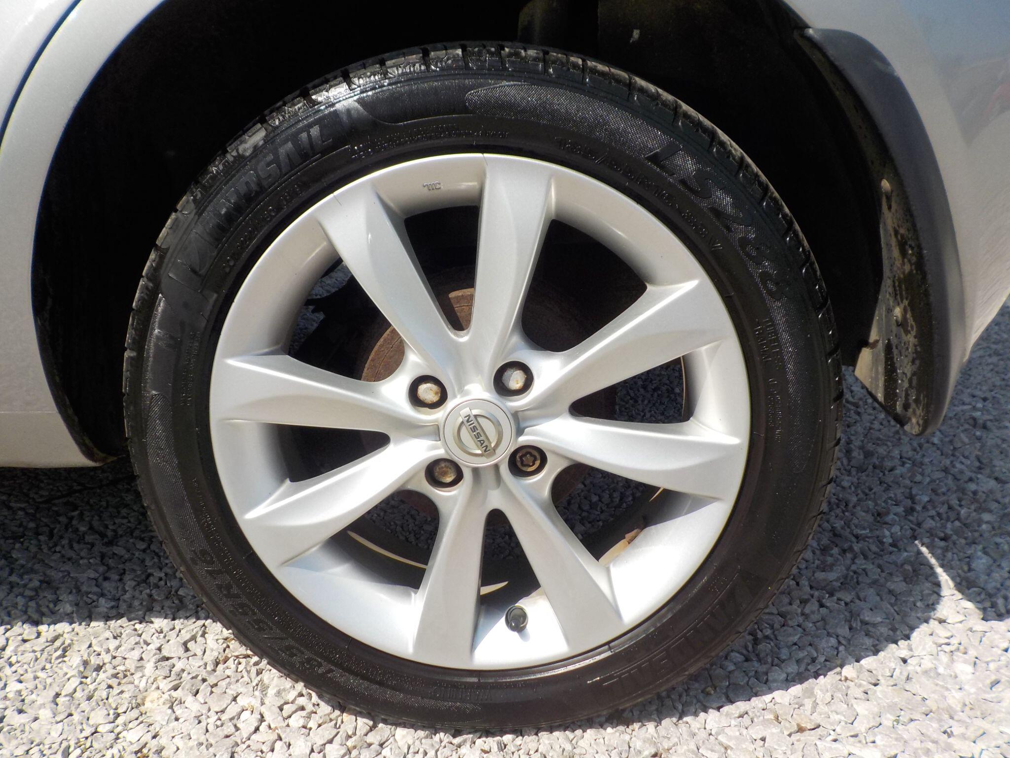 Nissan Note 1.6 16V Tekna Auto Euro 4 5dr