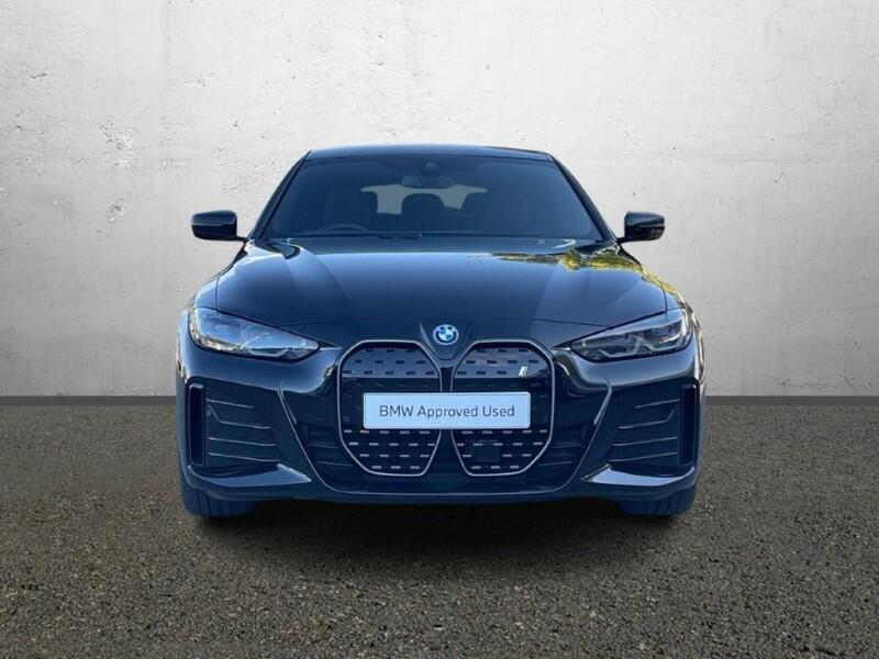 BMW i4 view 16