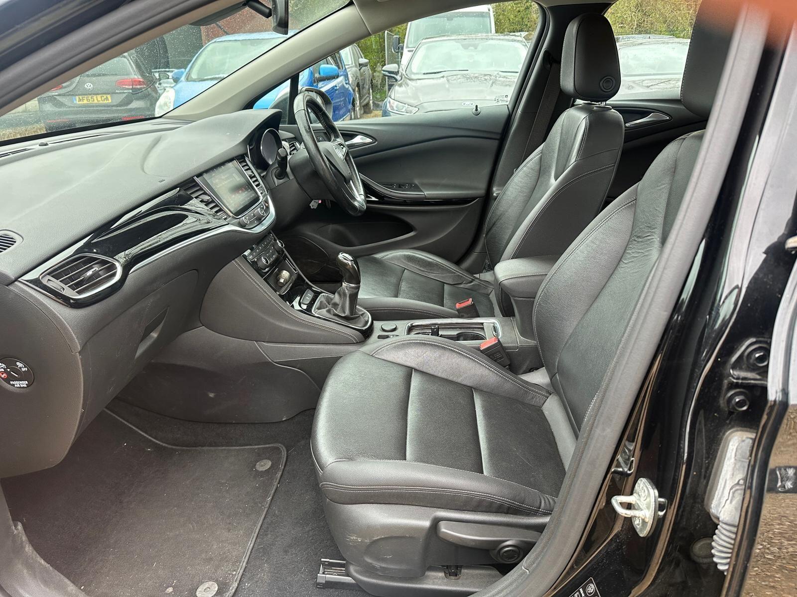 Vauxhall Astra view 9