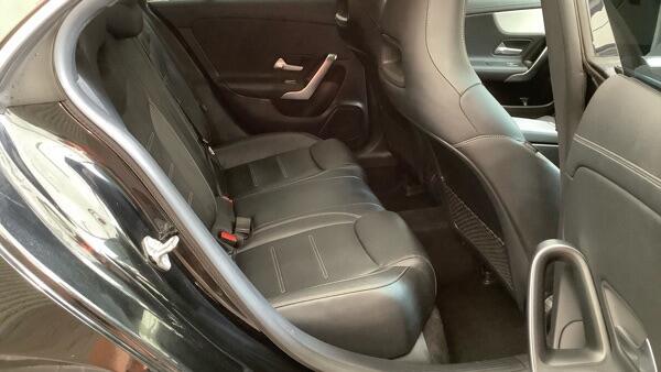 Mercedes-Benz Cla view 10