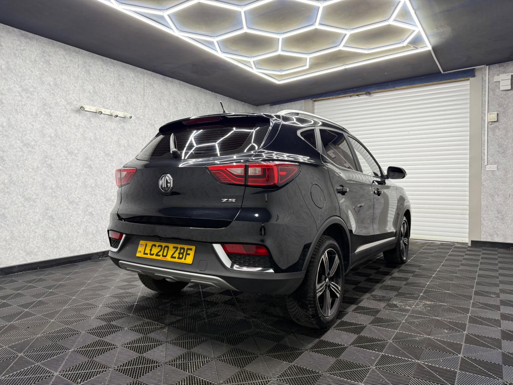 MG MG ZS view 5