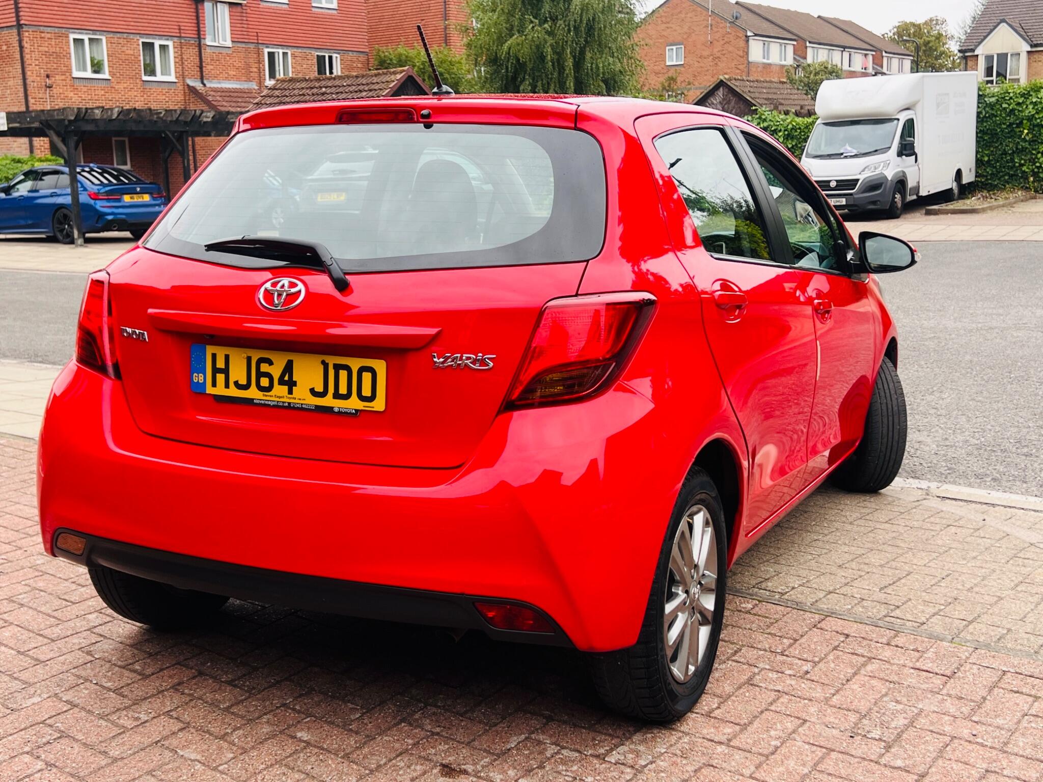 Toyota Yaris view 26