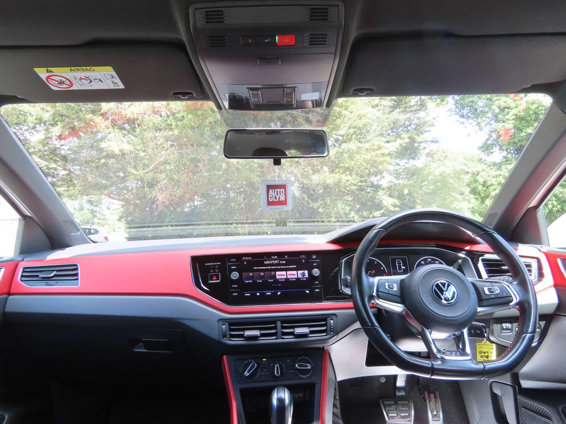 Volkswagen Polo view 7