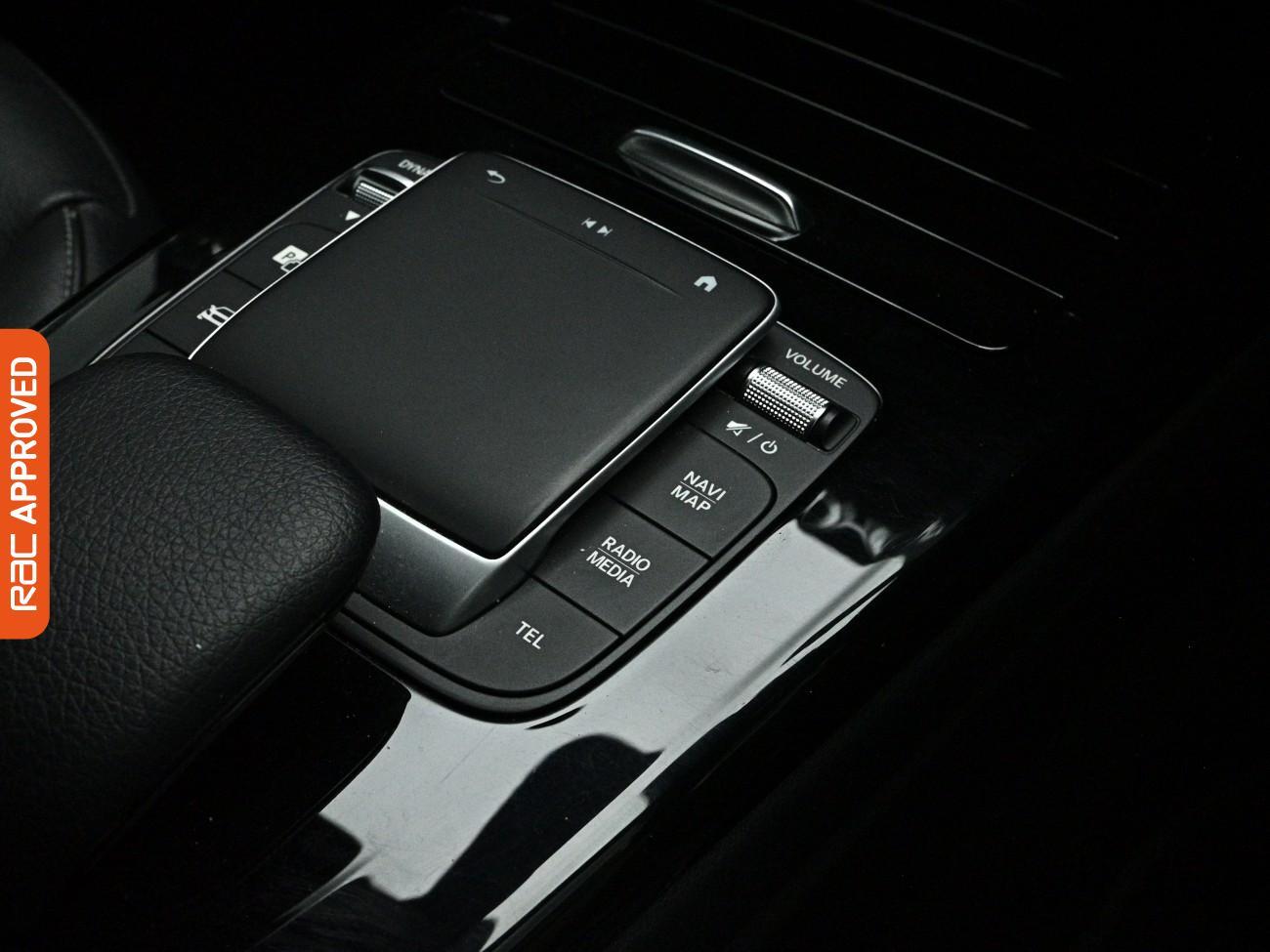Mercedes-Benz Cla view 21
