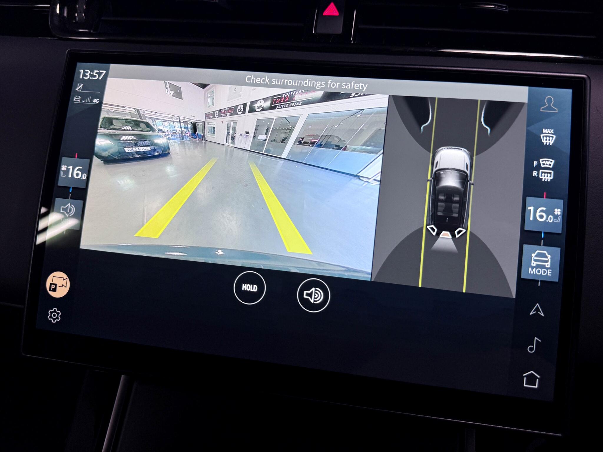Land Rover Range Rover Evoque view 57