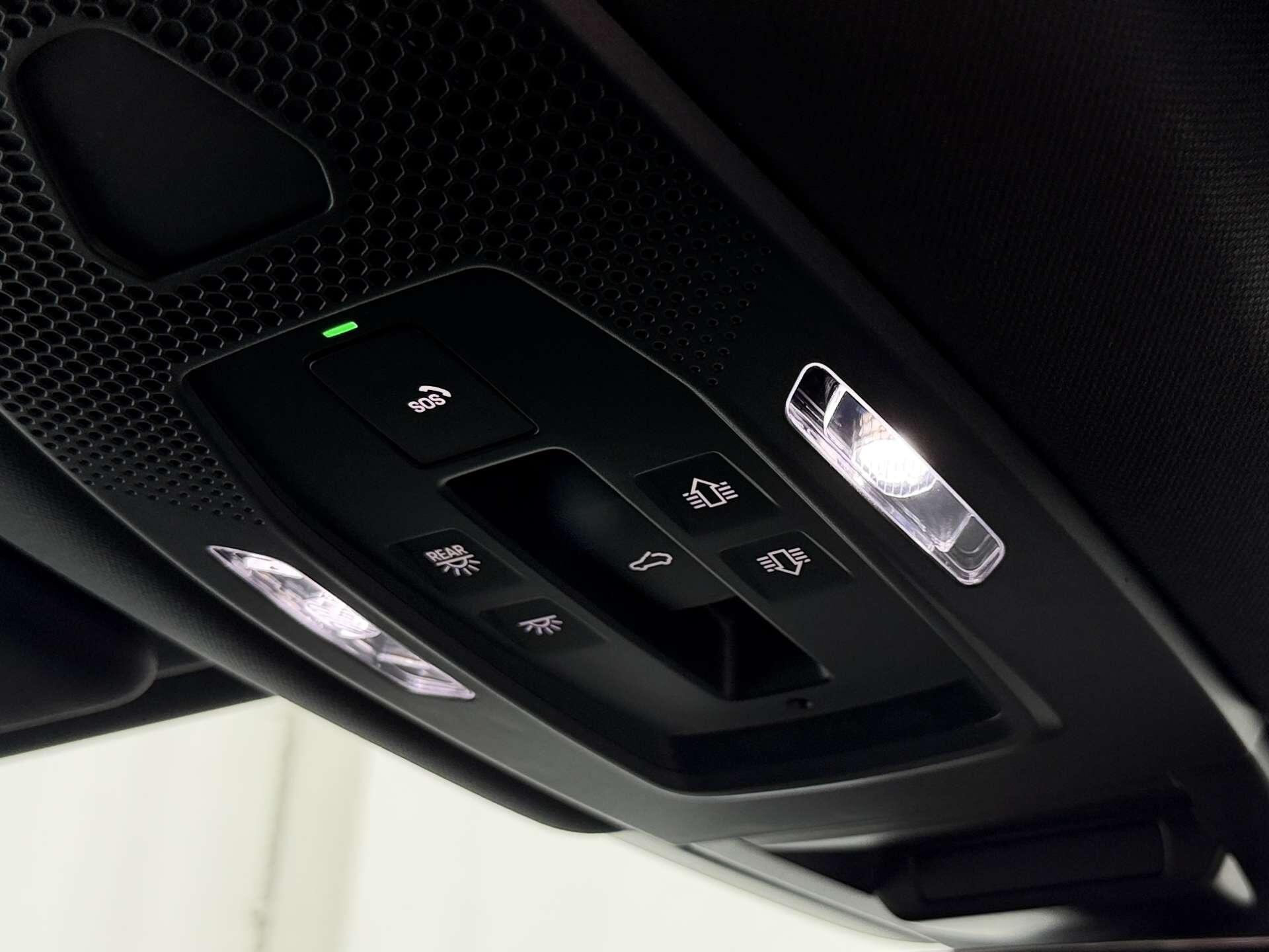 Porsche Cayenne view 41