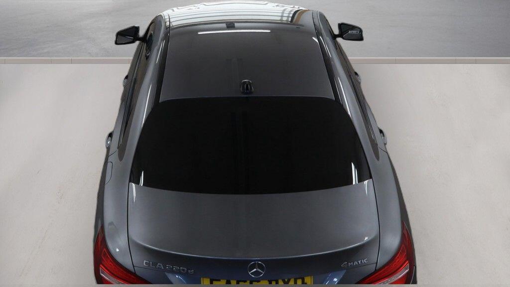 Mercedes-Benz Cla view 9