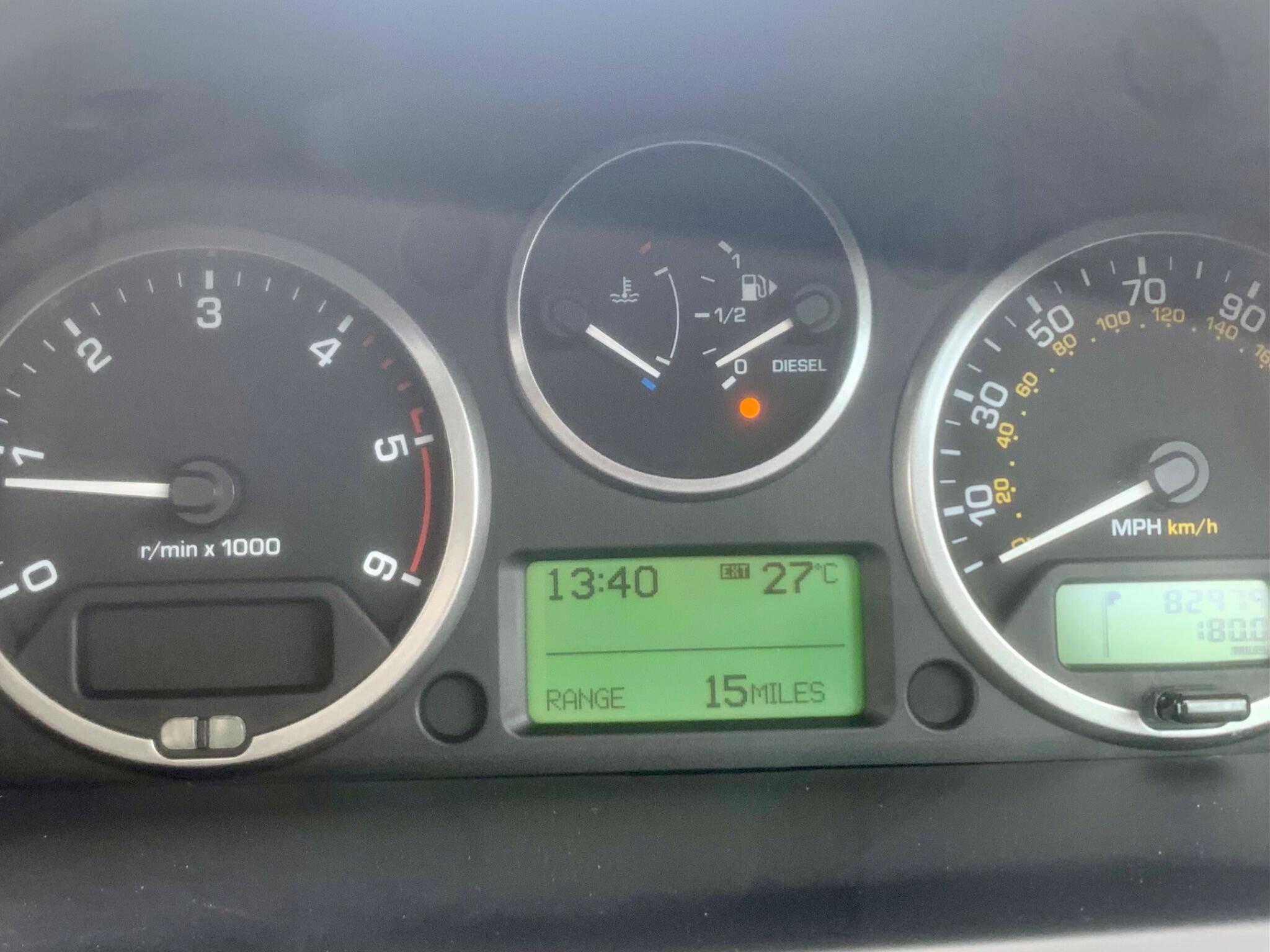 Land Rover Freelander 2 view 16
