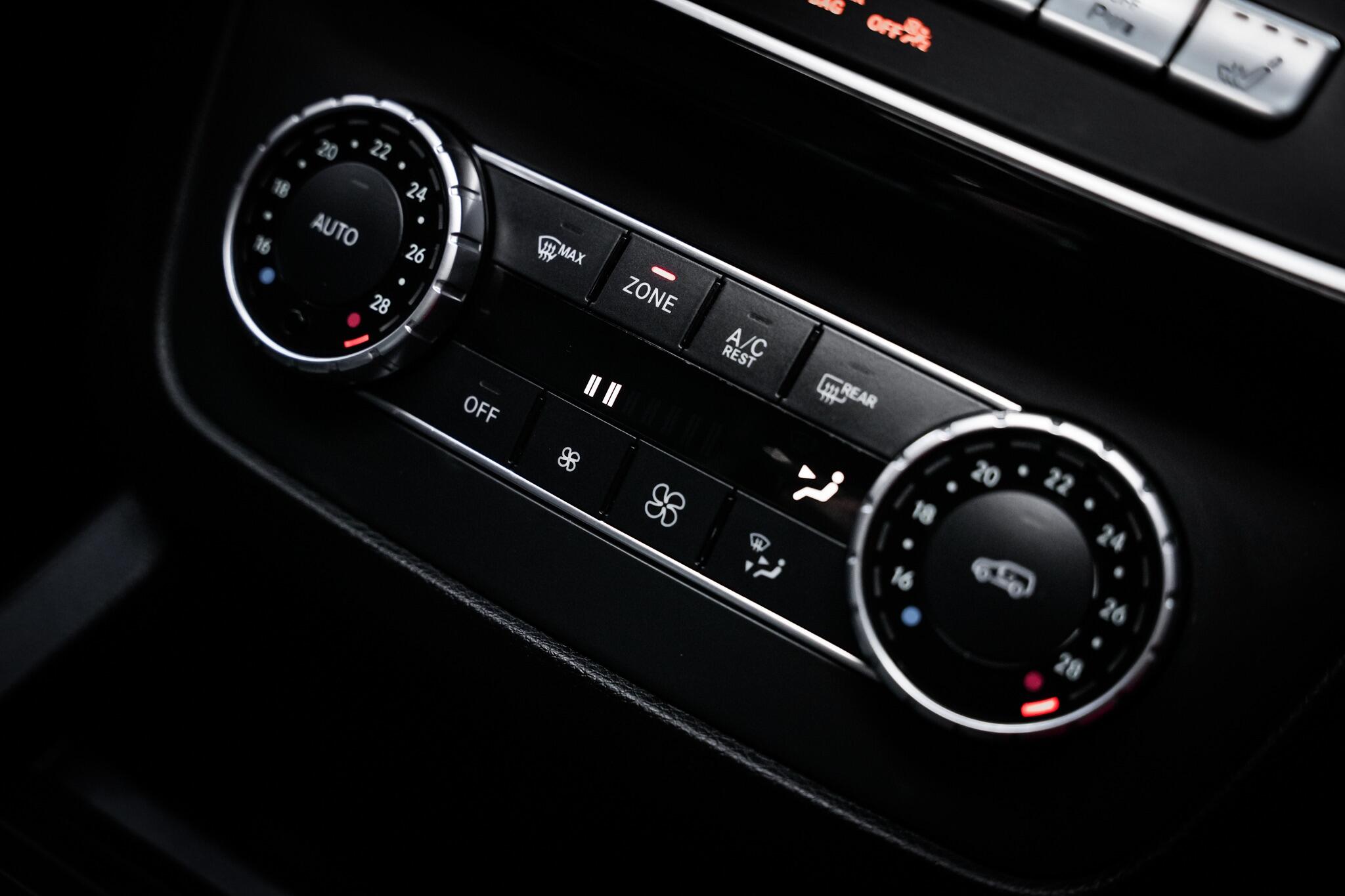 Mercedes-Benz GLE view 40