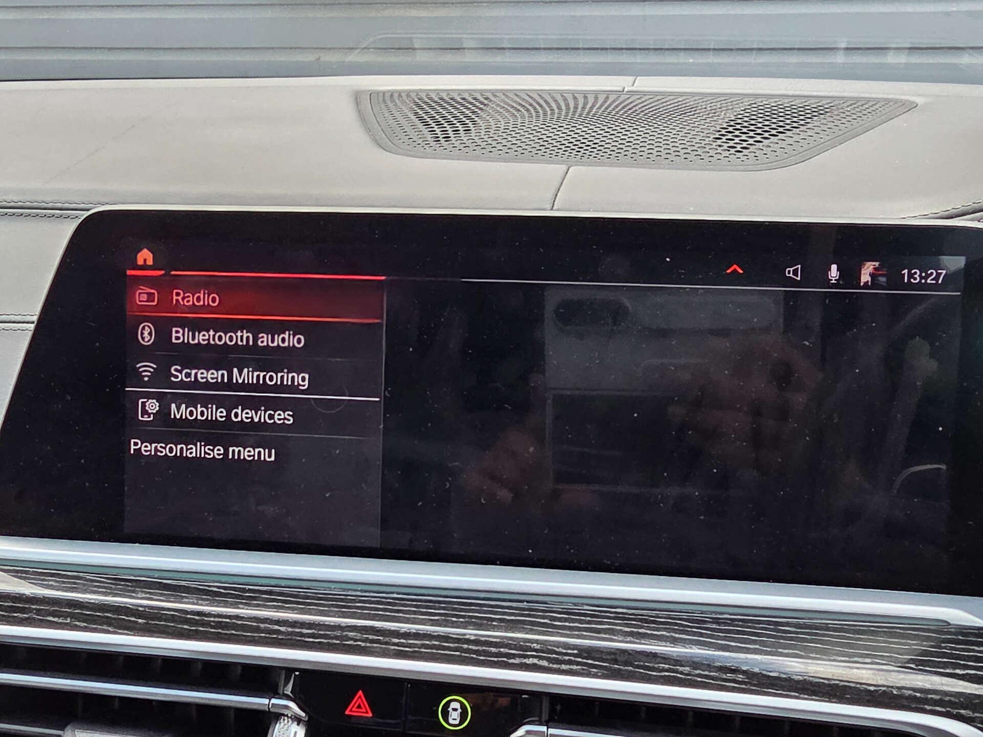 BMW X7 view 38