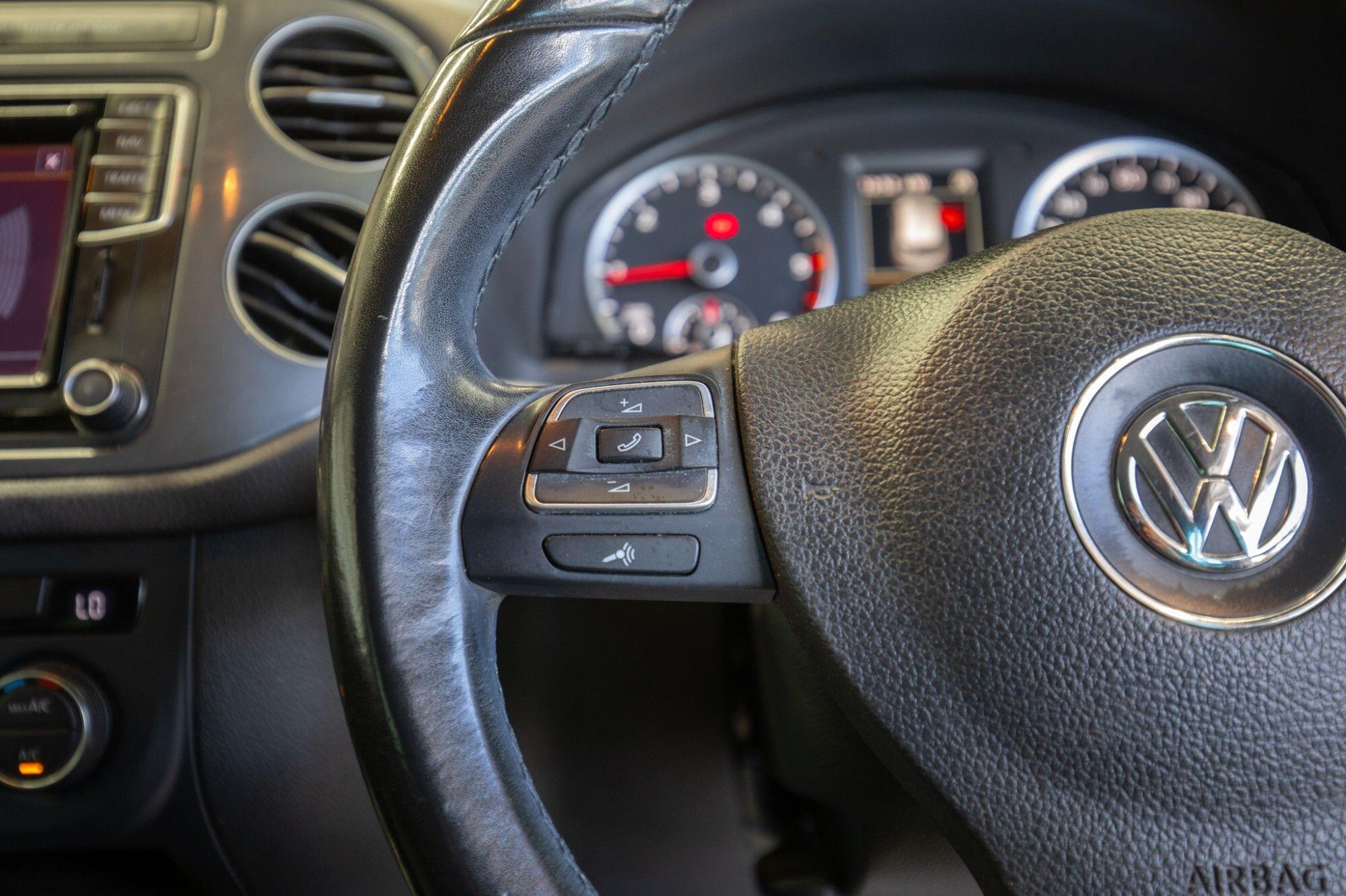 Volkswagen Tiguan view 17