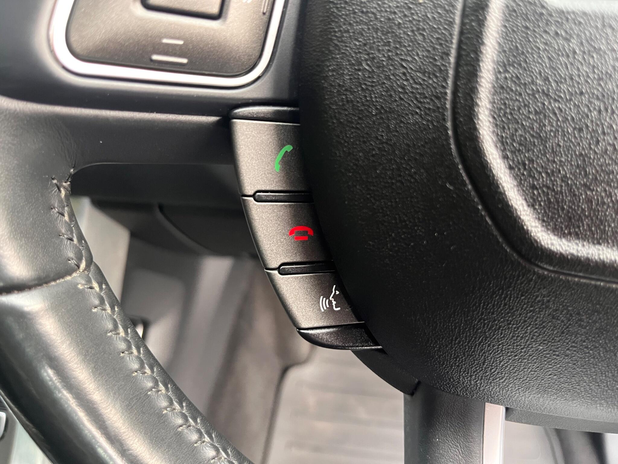 Land Rover Range Rover Evoque view 29