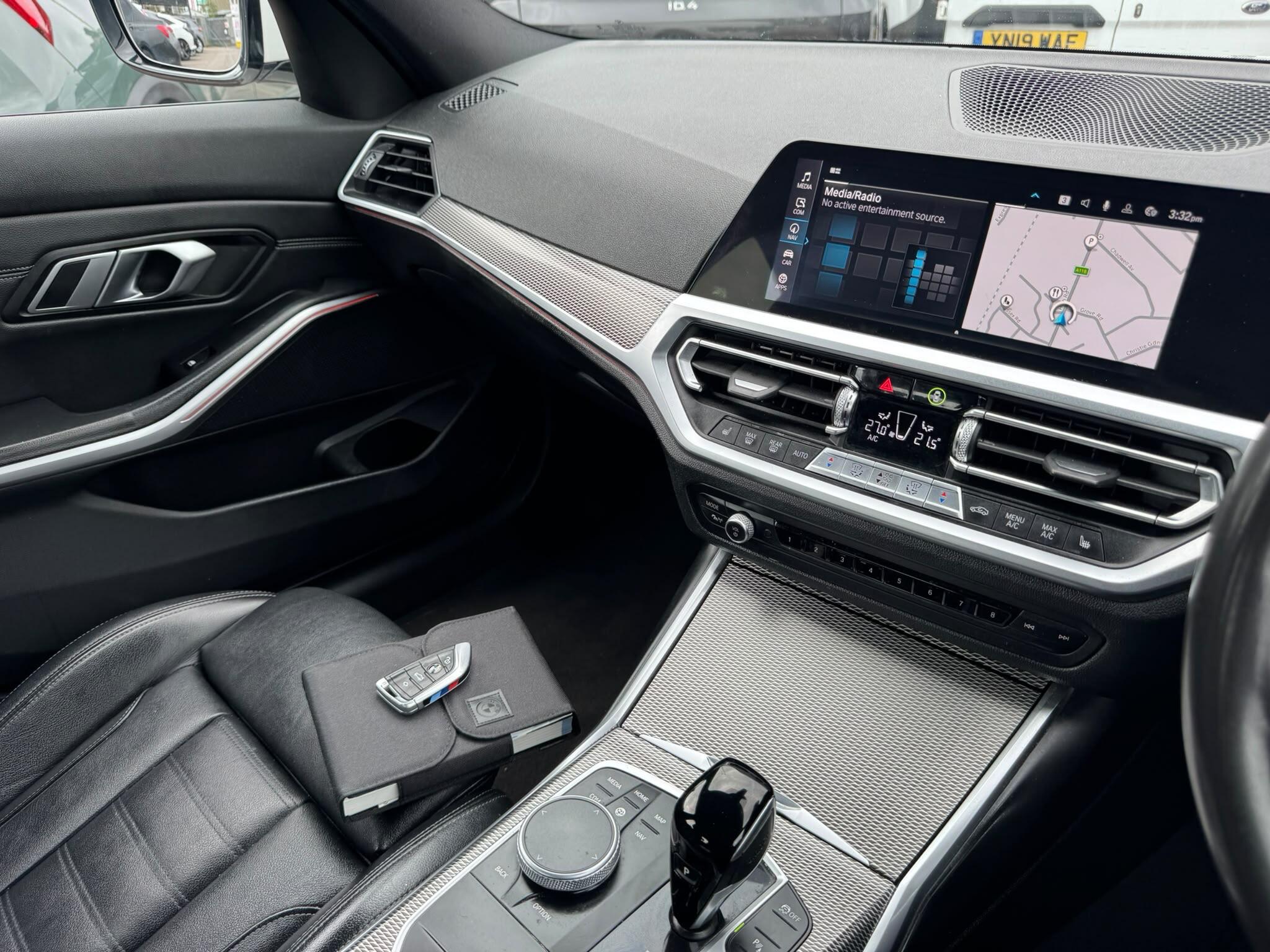 BMW 3 Series view 39