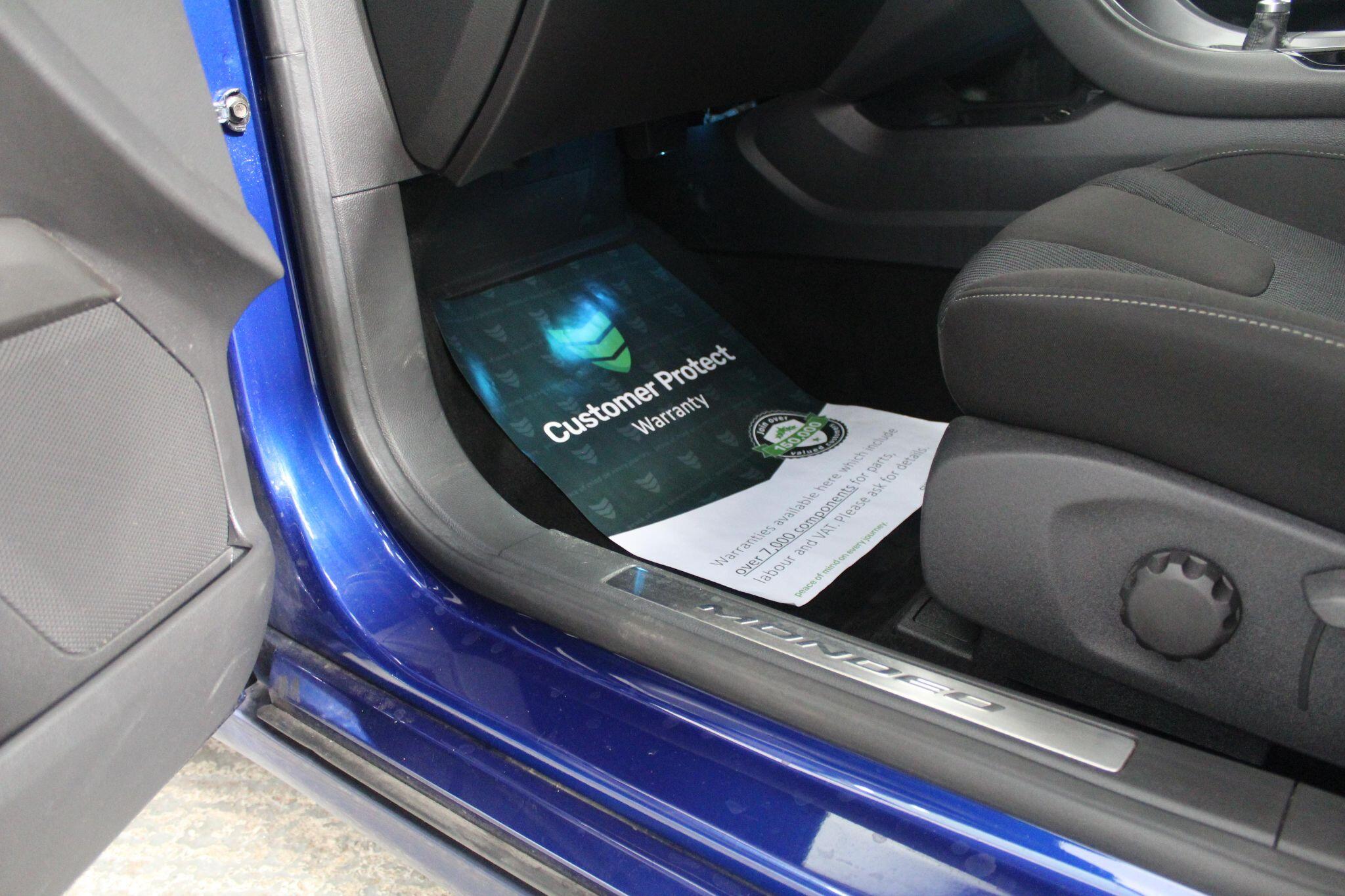 Ford Mondeo view 31