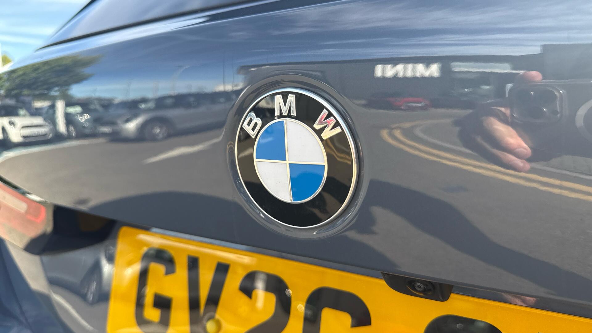 BMW 1 Series view 28