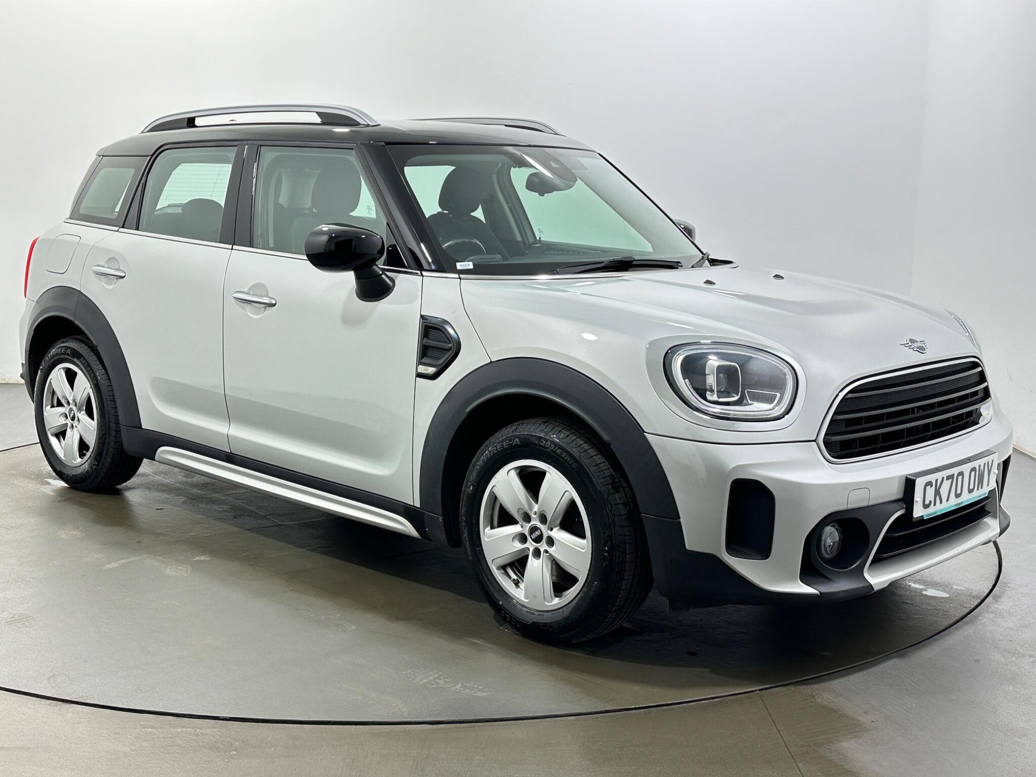 Mini Countryman main image