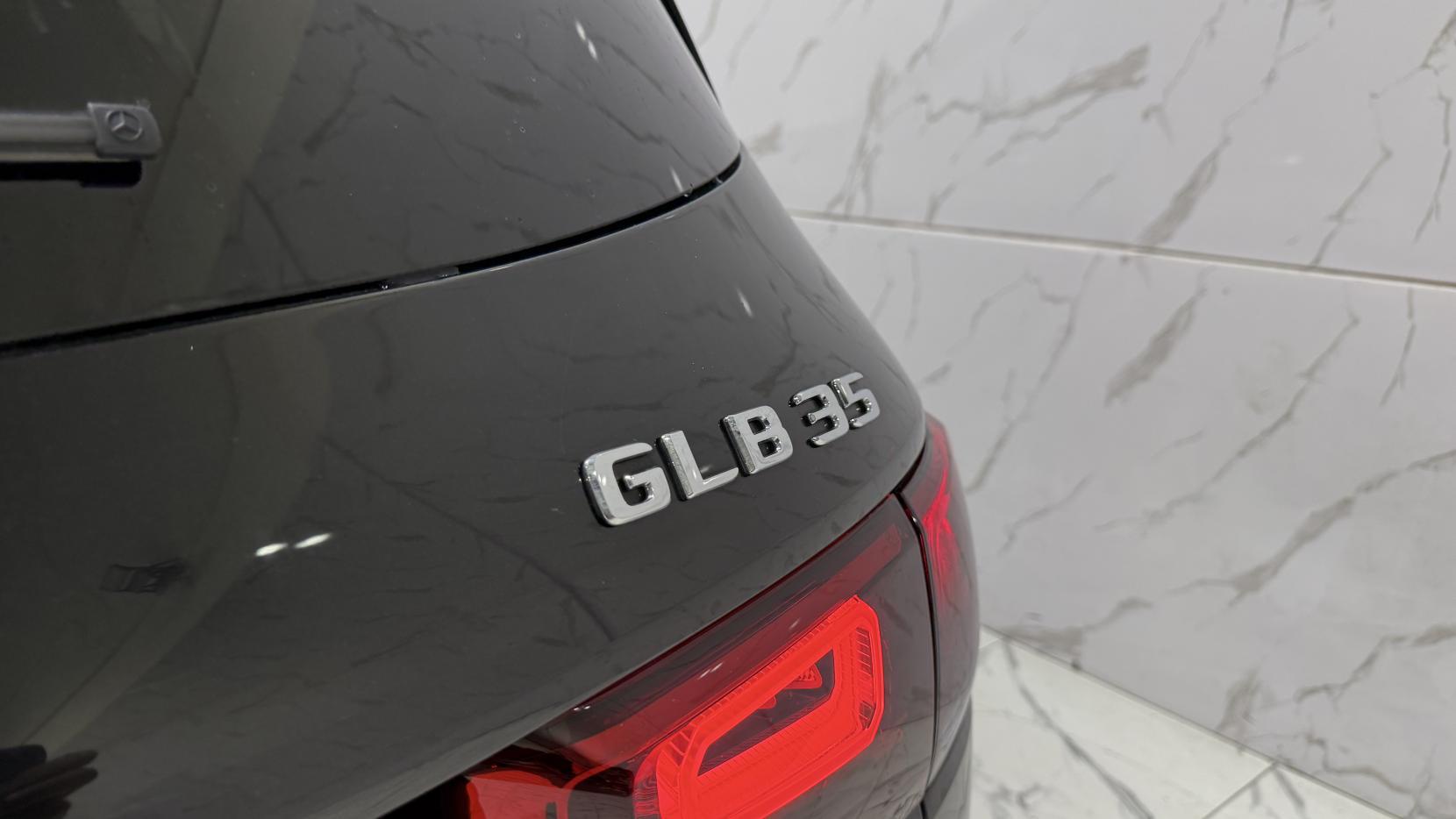 Mercedes-Benz GLB view 51
