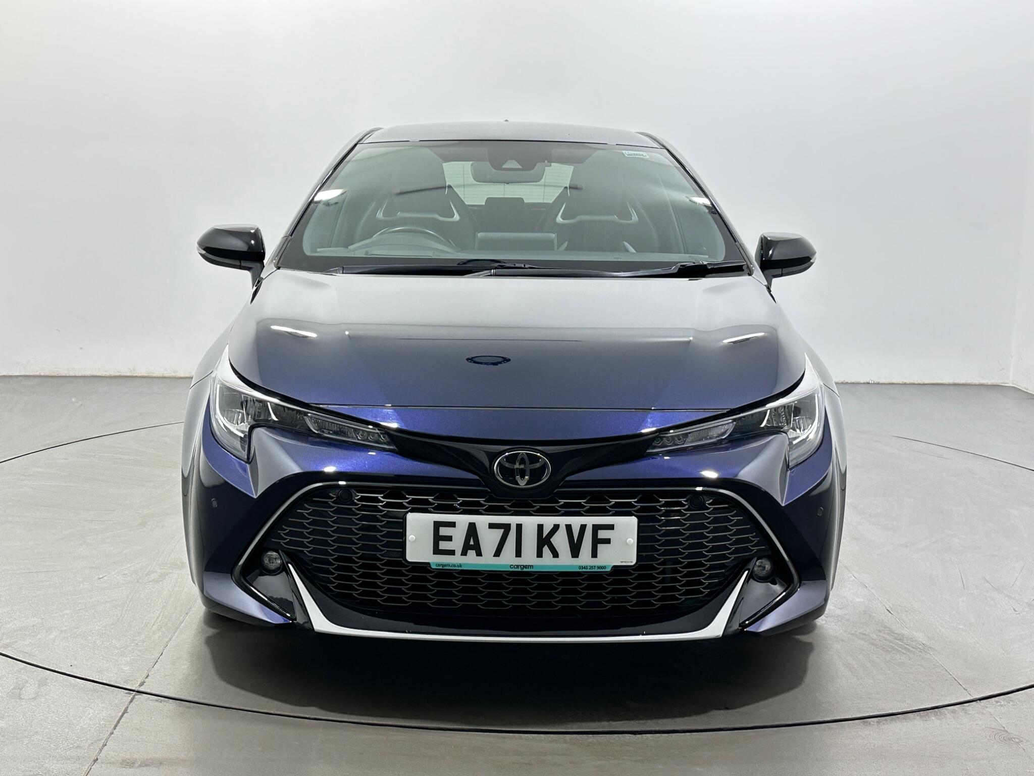 Toyota Corolla view 3