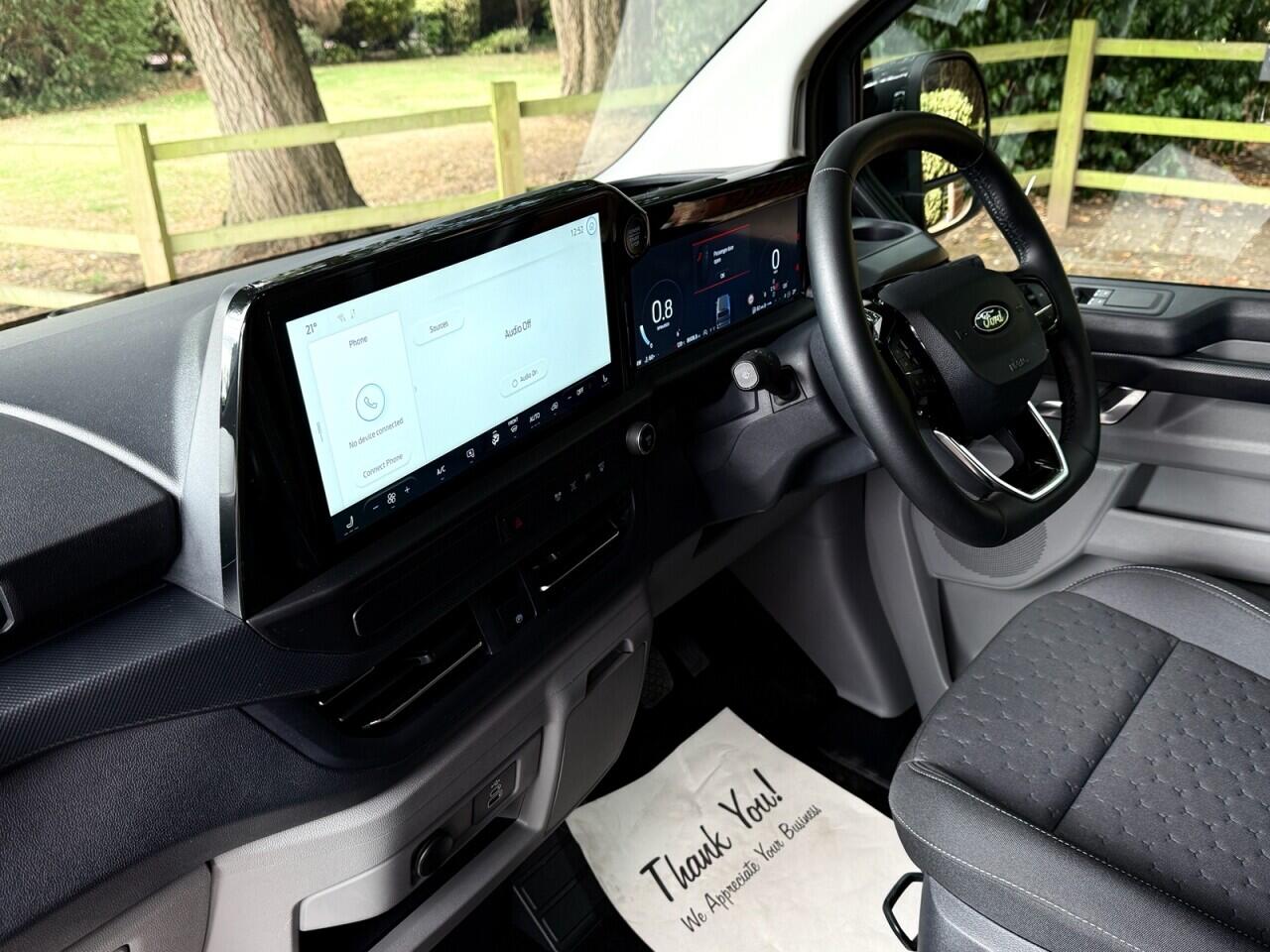 Ford Transit Custom view 18