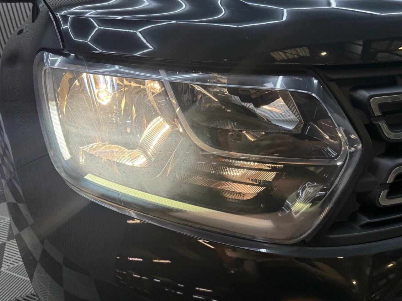 Dacia Duster view 3