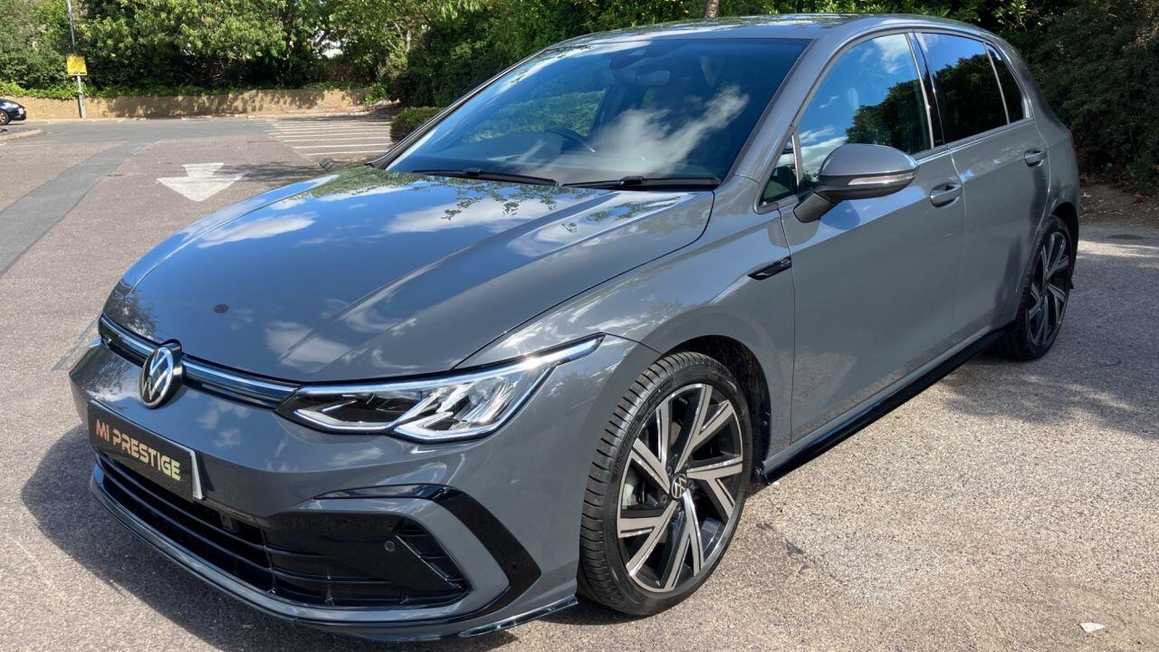 Volkswagen Golf view 3