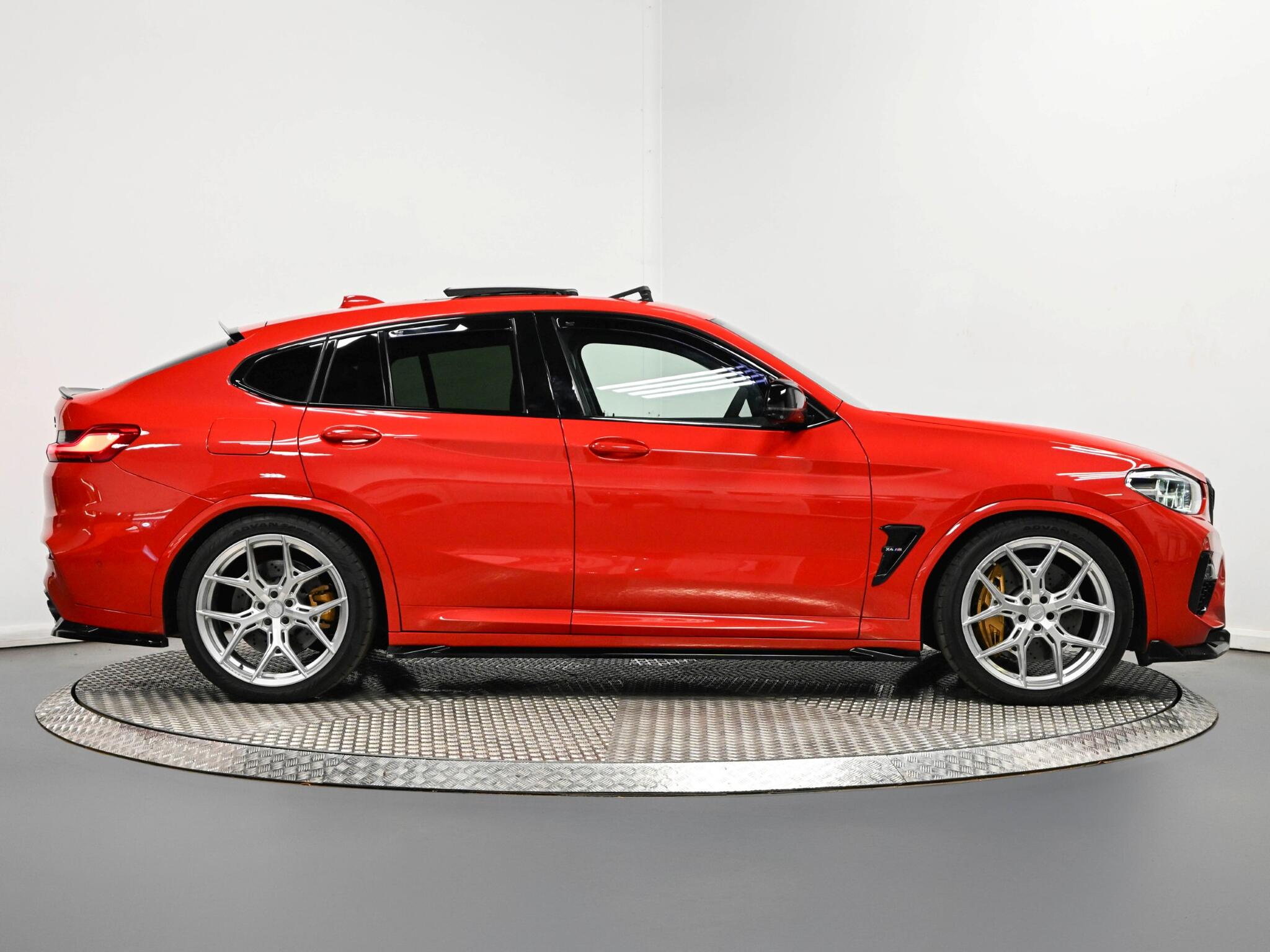 BMW X4 M view 33