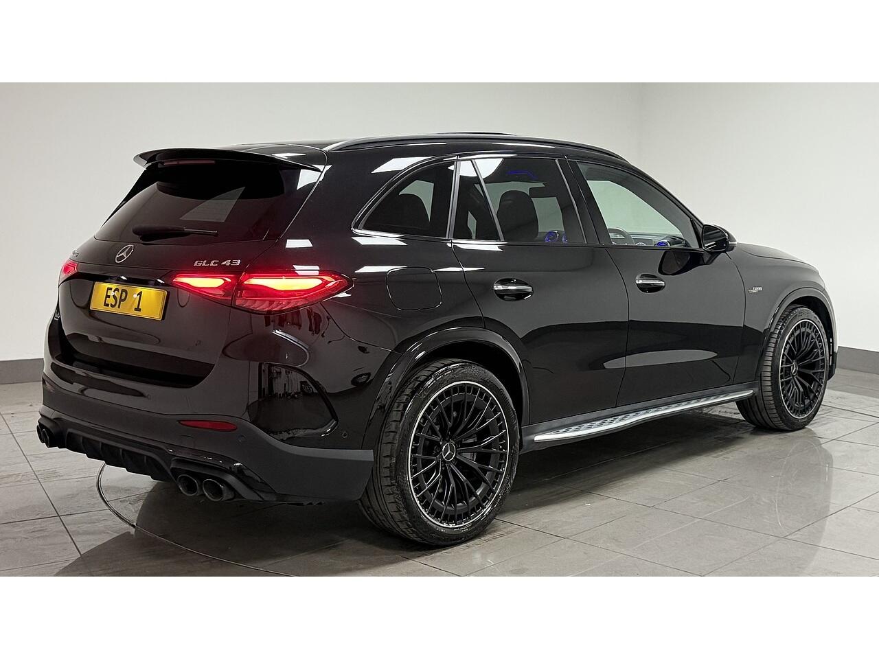Mercedes-Benz GLC view 8