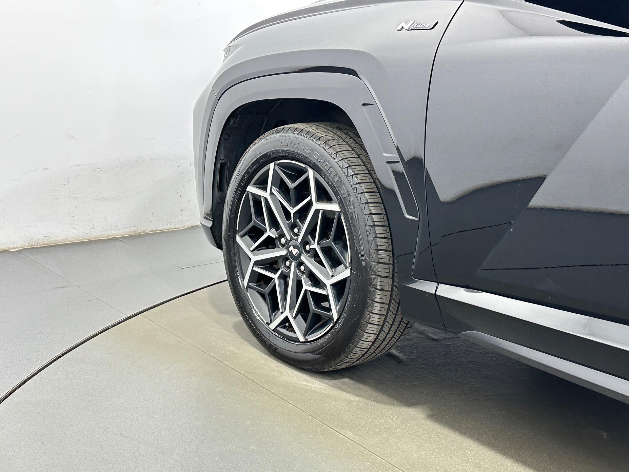 Hyundai Tucson view 50