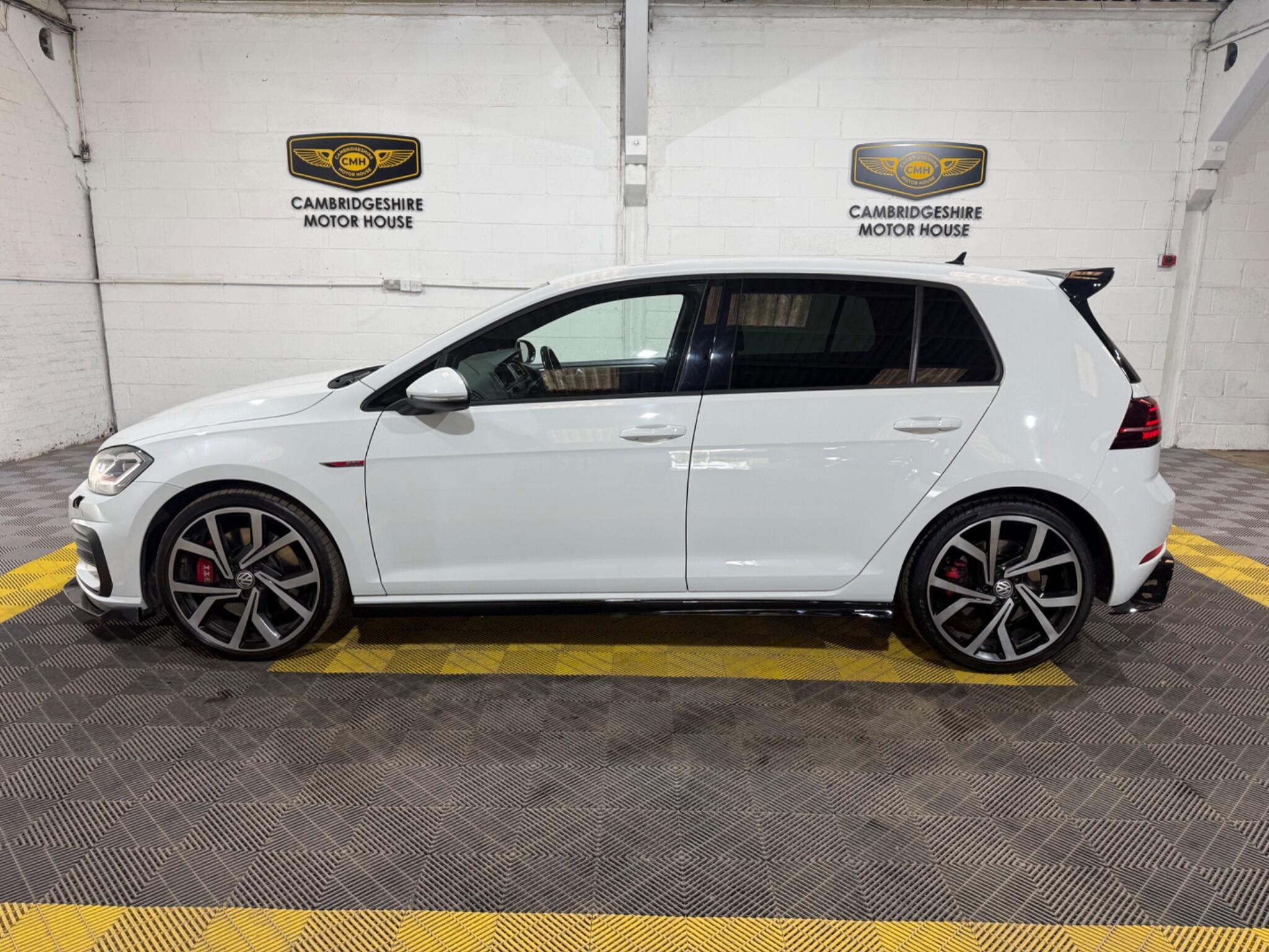 Volkswagen Golf view 7