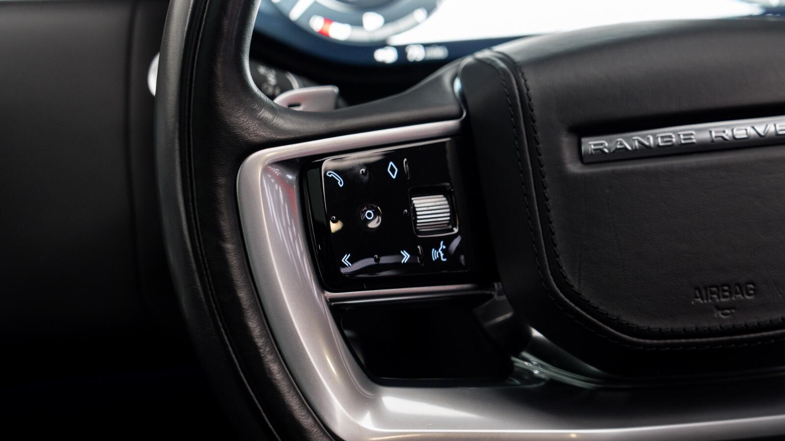 Land Rover Range Rover view 21