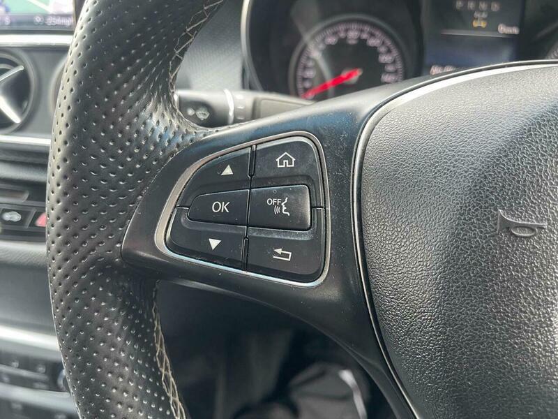 2019 Mercedes-Benz X Class 2.3 CDI Progressive Auto 4MATIC Euro 6 4dr • 72,145 miles image 39