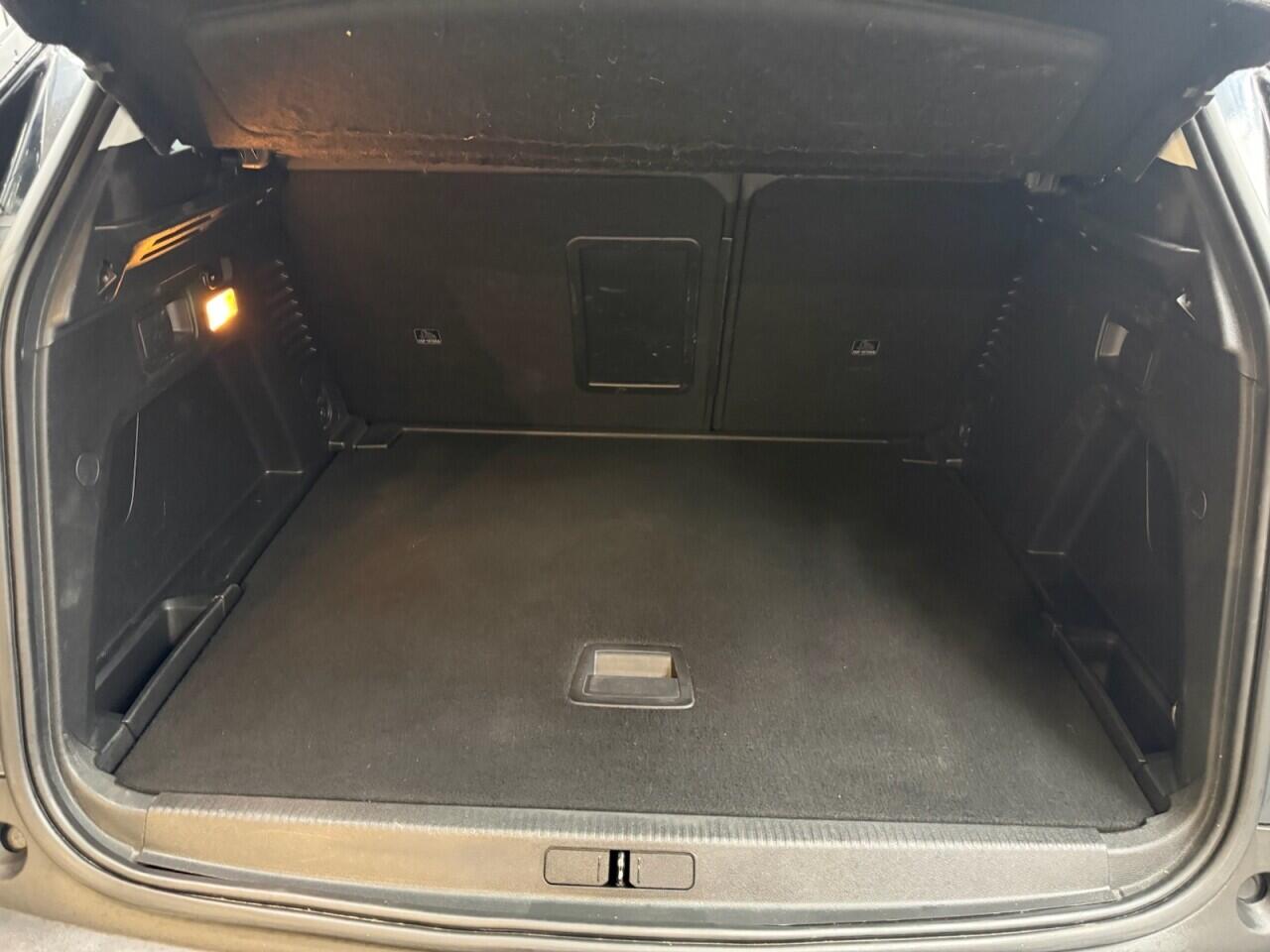 Peugeot 3008 view 37
